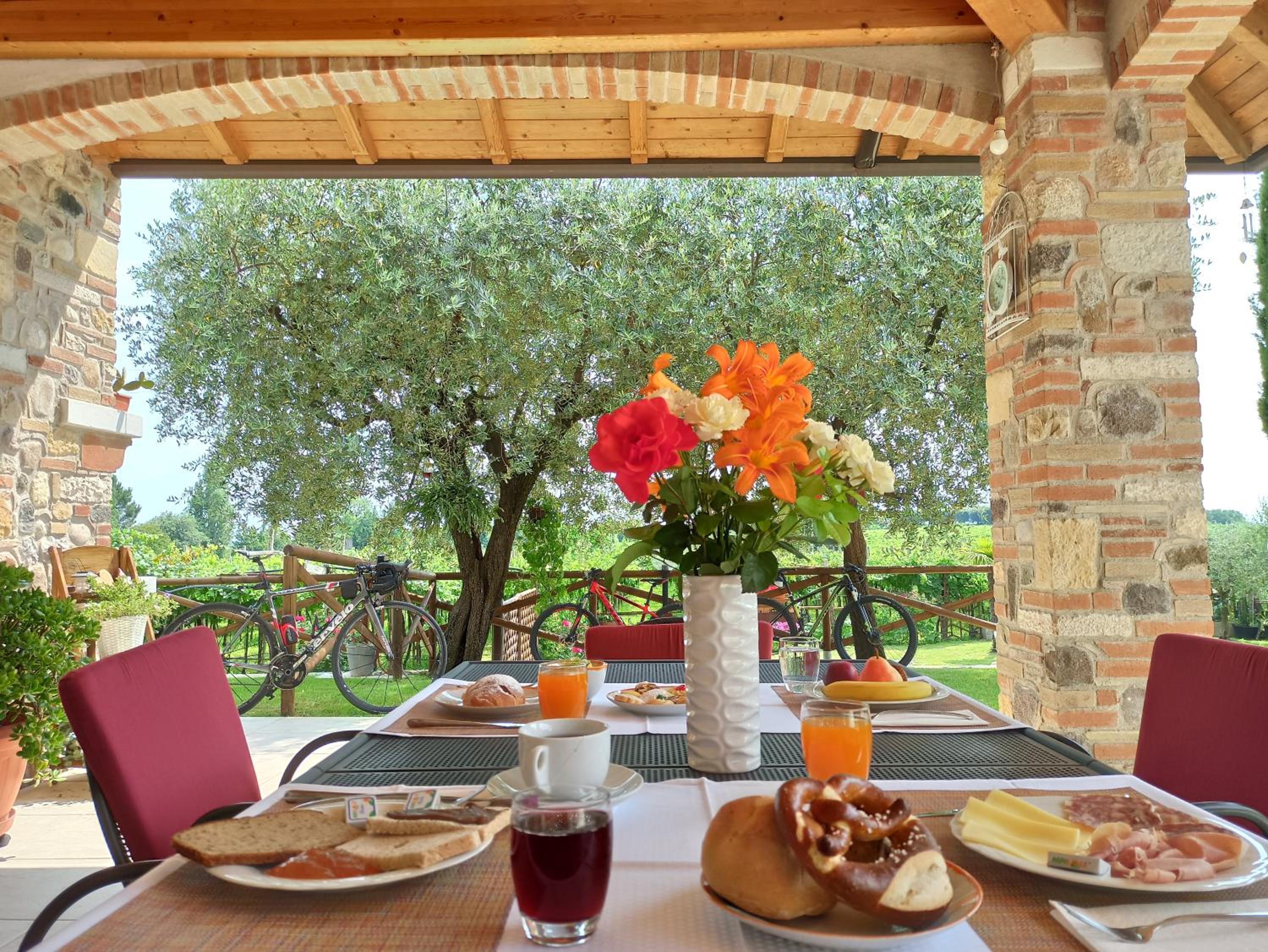 Photo 17