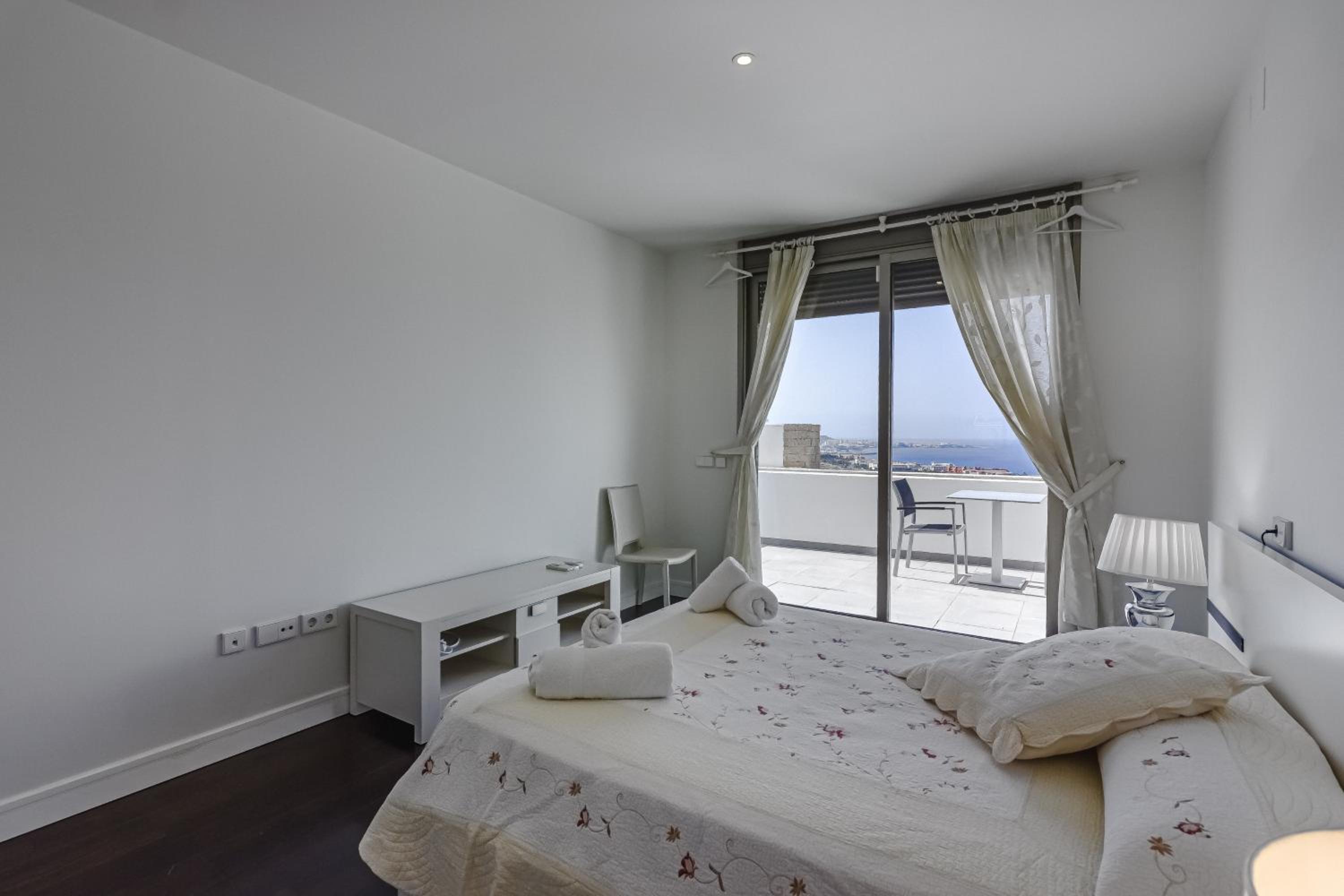 Villa Eleonora, Luxury Villa with Heated Pool Ocean View in Adeje, Tenerife view 4
