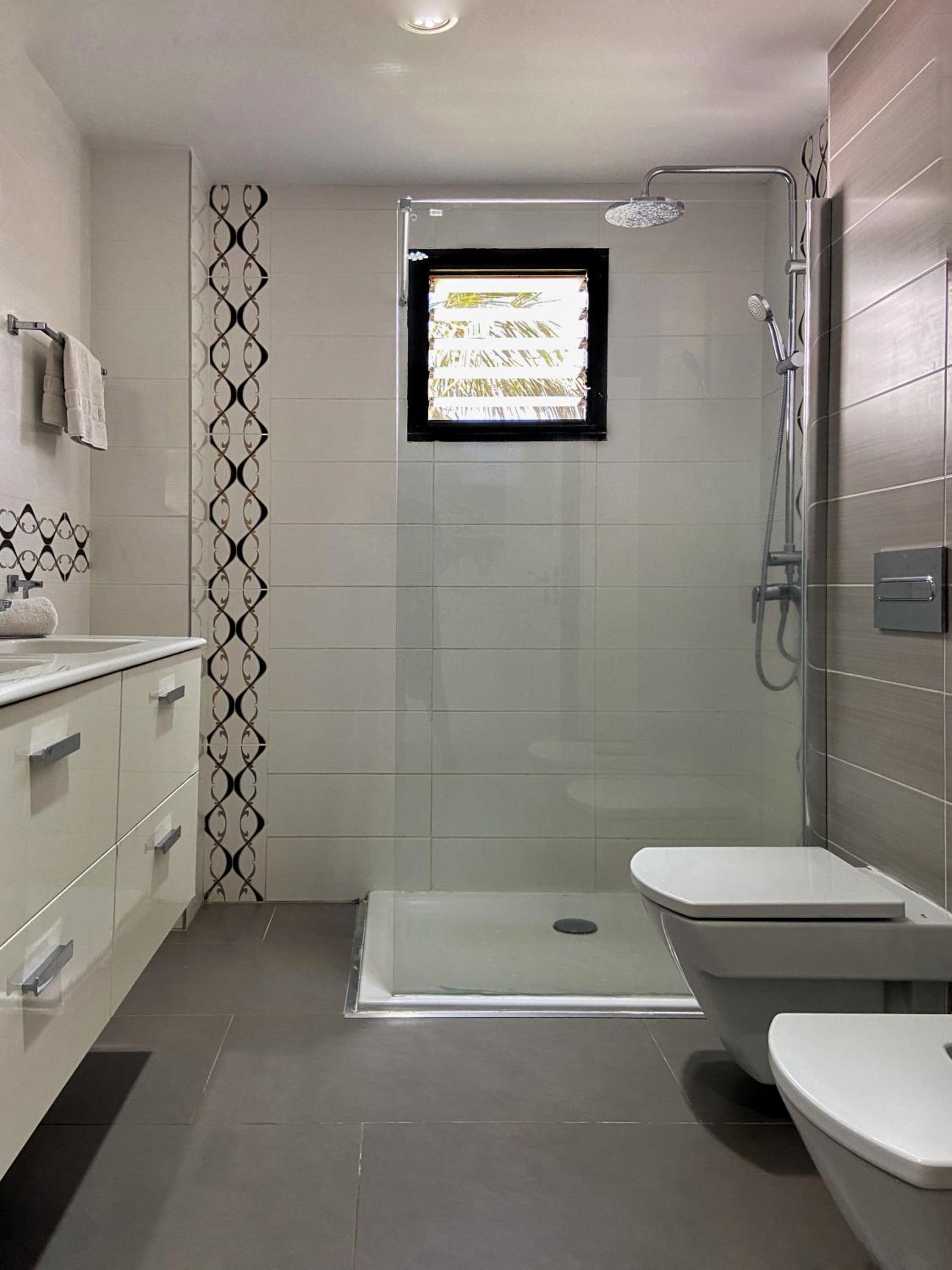 1 Bed Los Cristianos near the Bus Station view 3