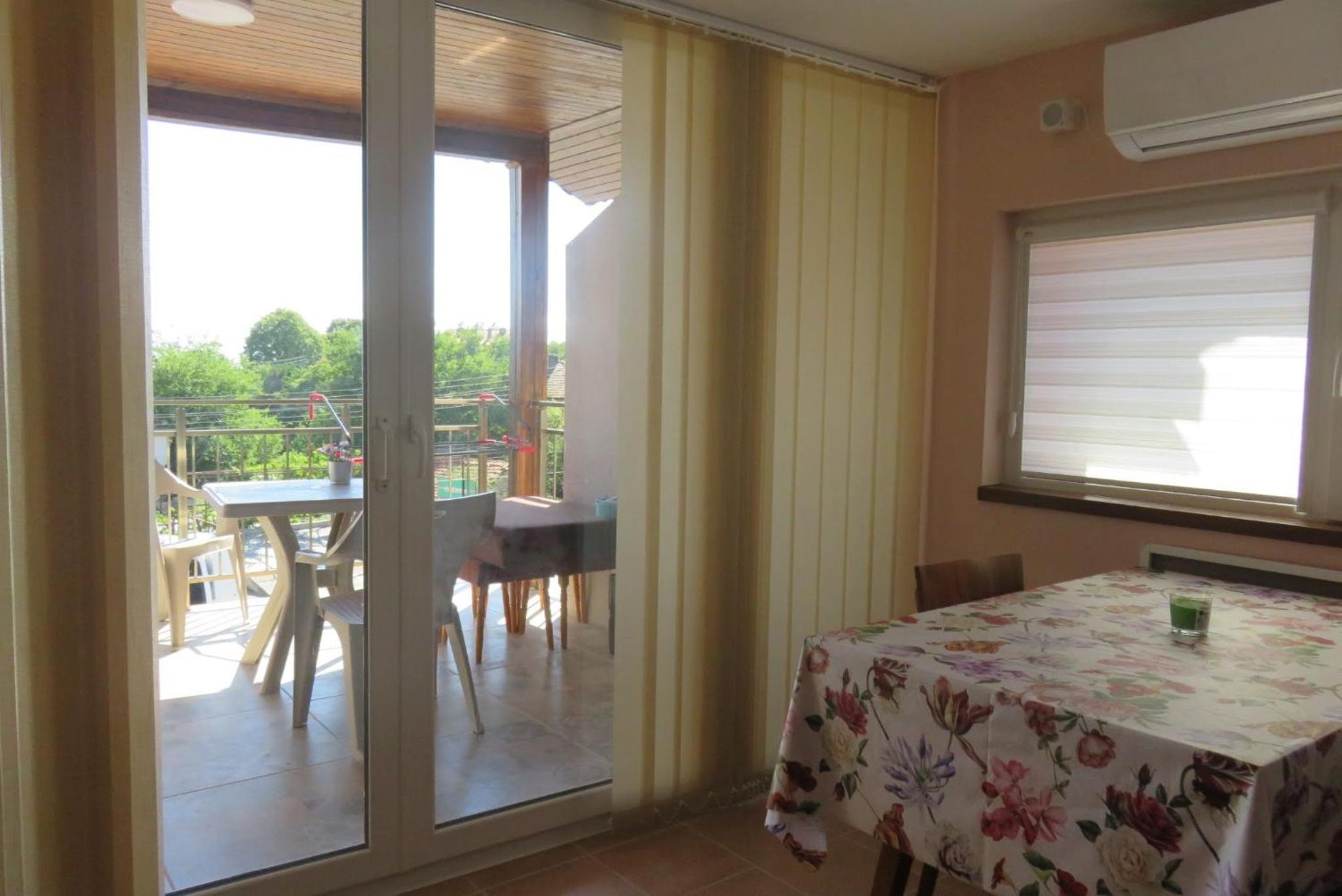 Guest House 51
