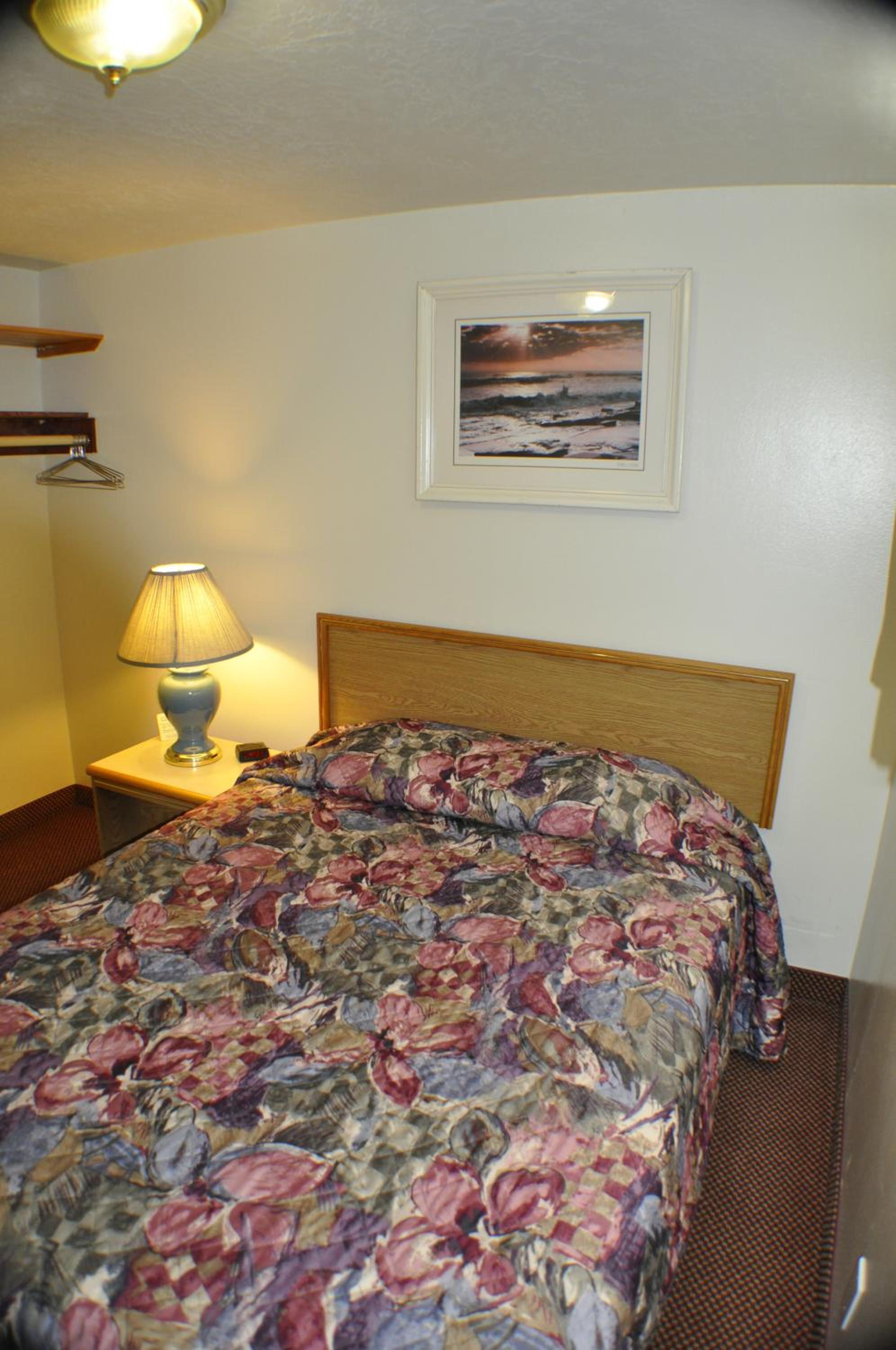 Uptown Inn