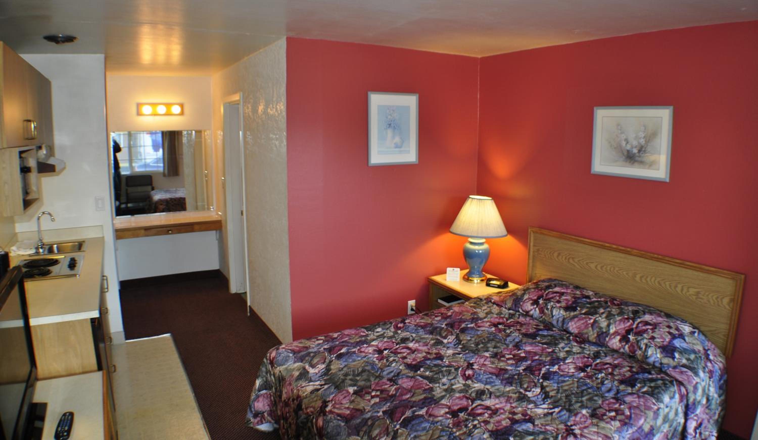 Uptown Inn