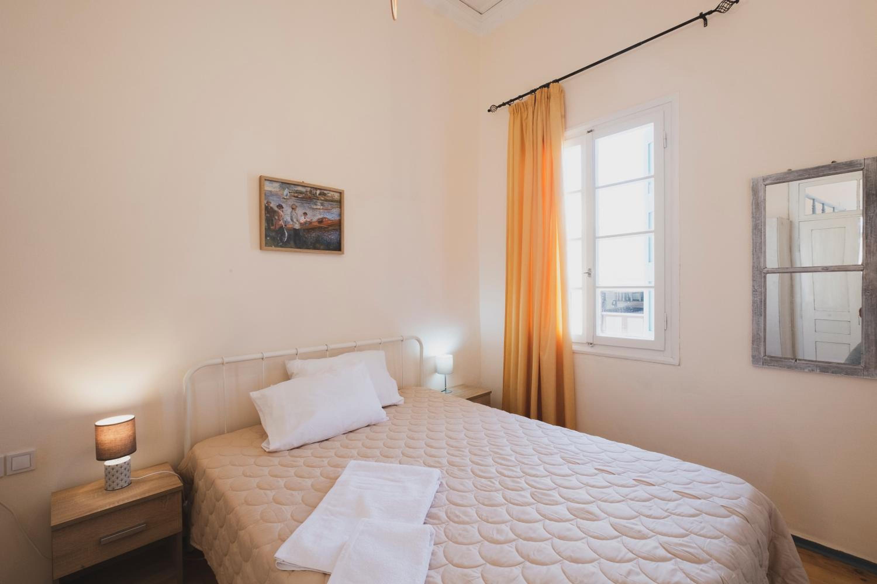 Home with Terrace in Heart of old Town of Chania view 5