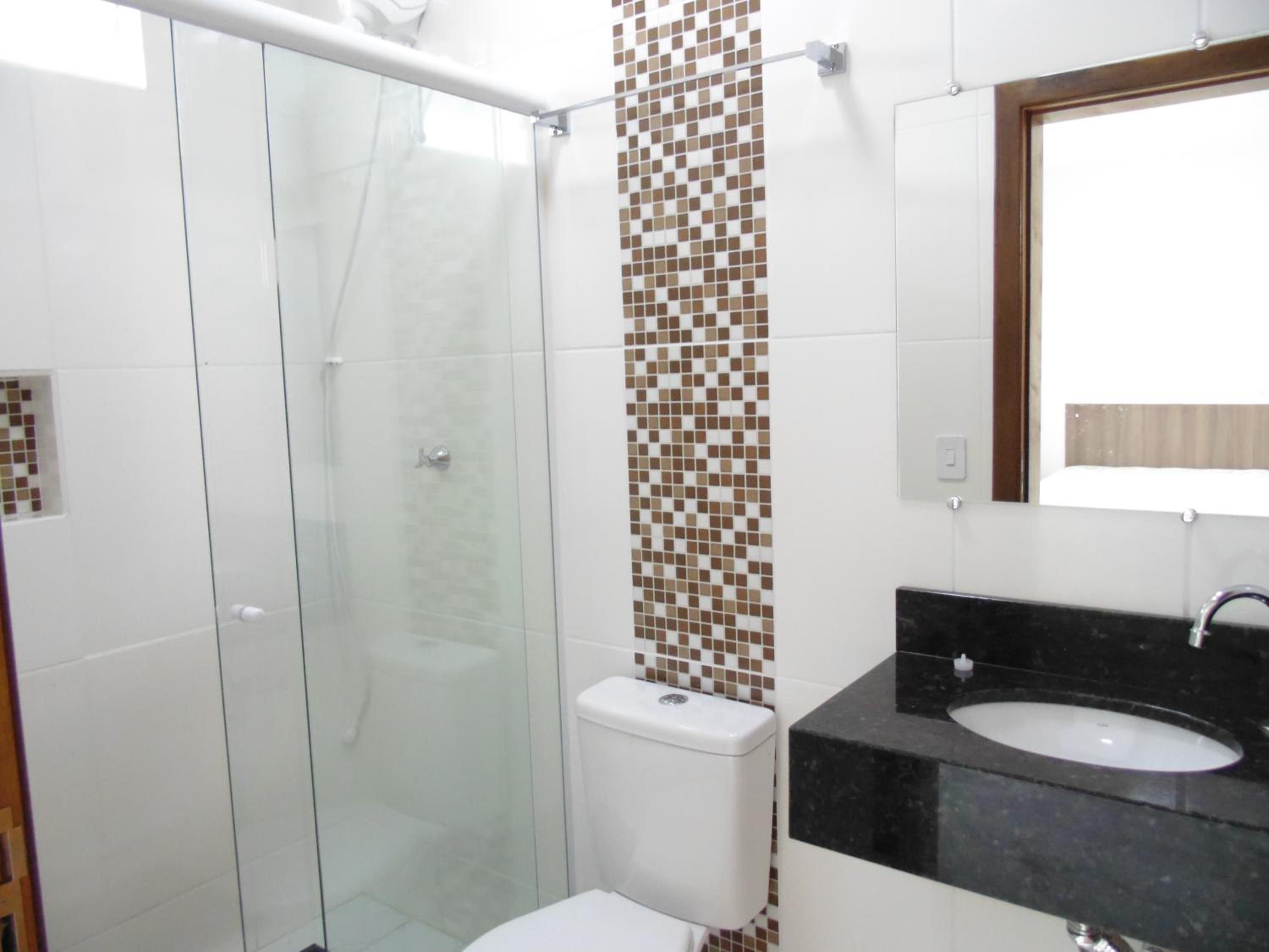 PENHAFLAT, STUDIO COMPLÉTO, C GARAGEM , A 700 m do parque e 120 m da praia