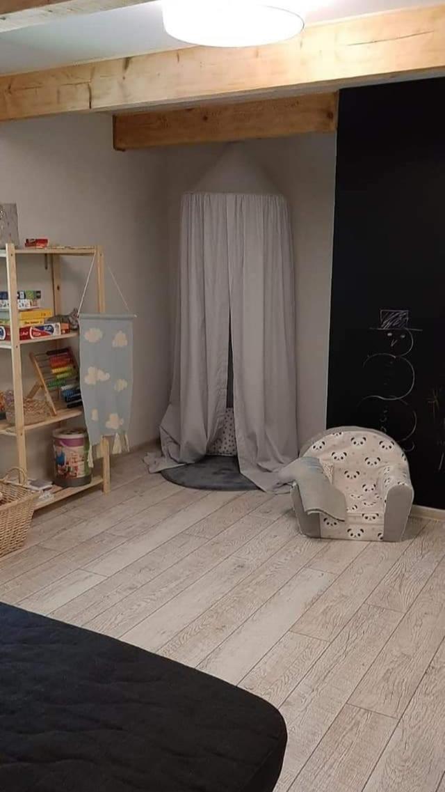 Photo 37