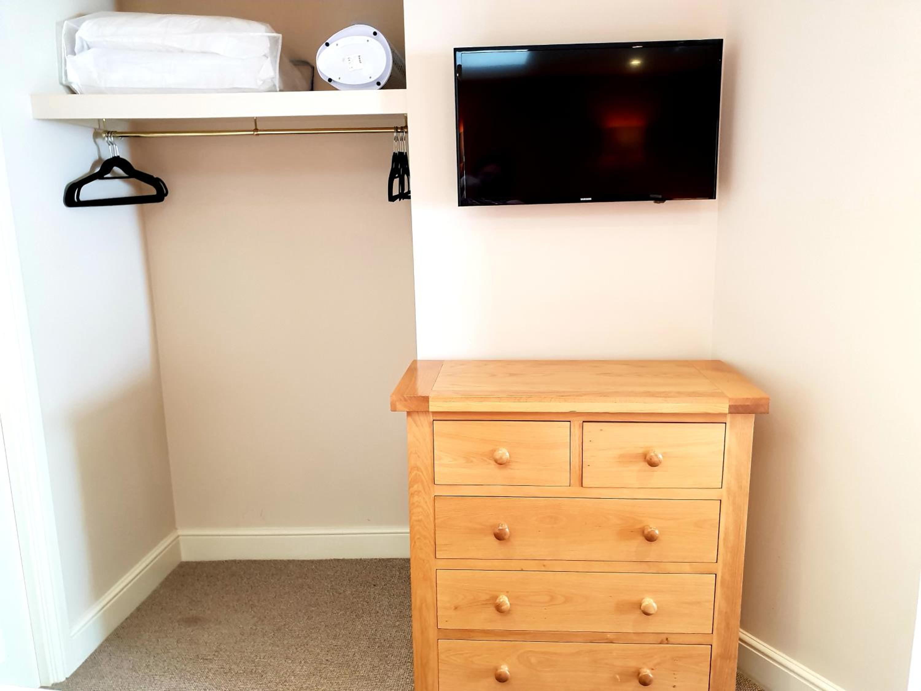 Devizes Vacations - The Pelican Inn - Property Image 40