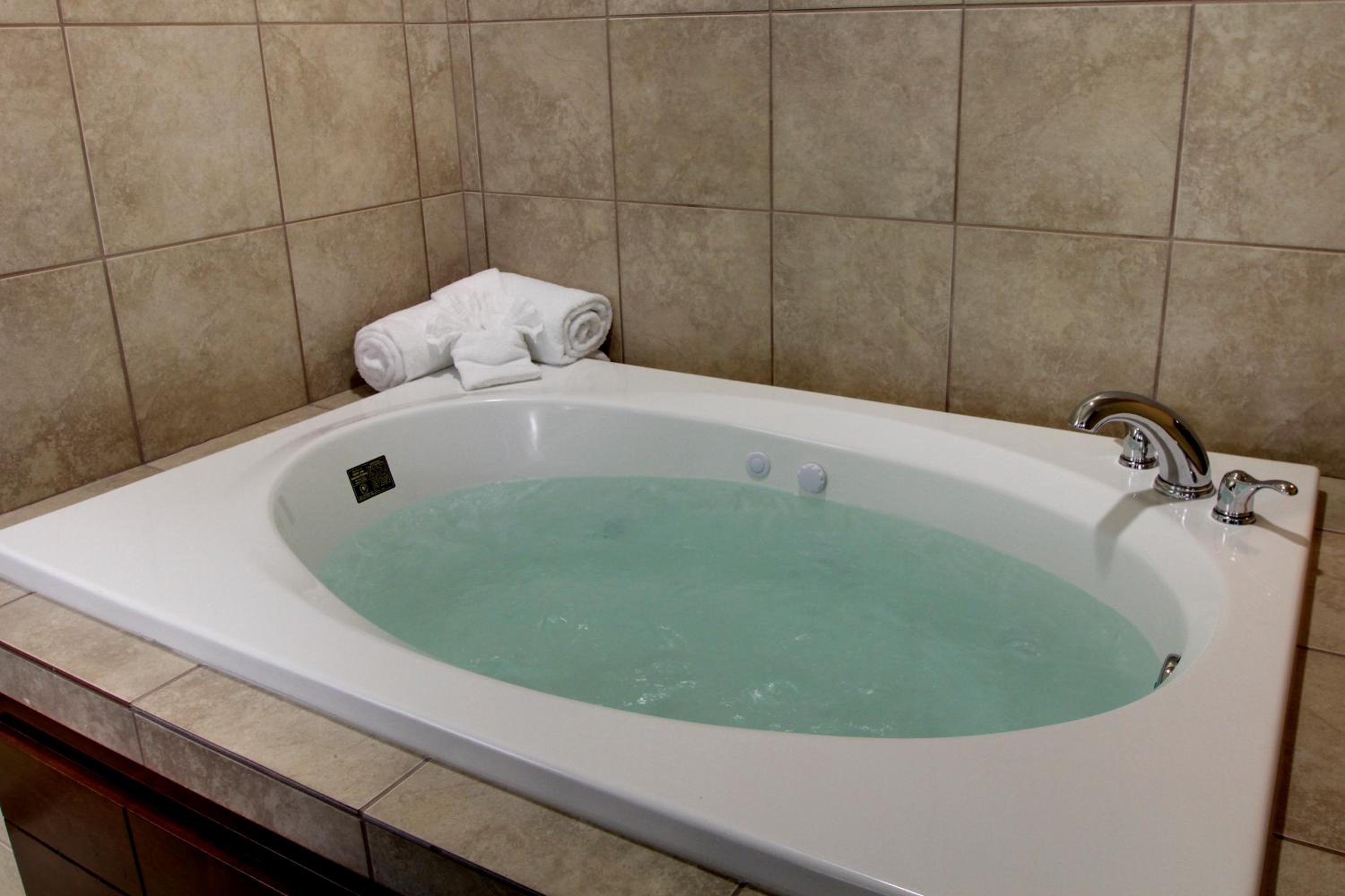 Cobblestone Inn & Suites - Carrington view 3