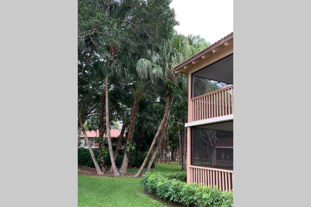 PGA National Resort Golf Villa - Pool Side Executive Two Bedroom First Floor - Property Image 3