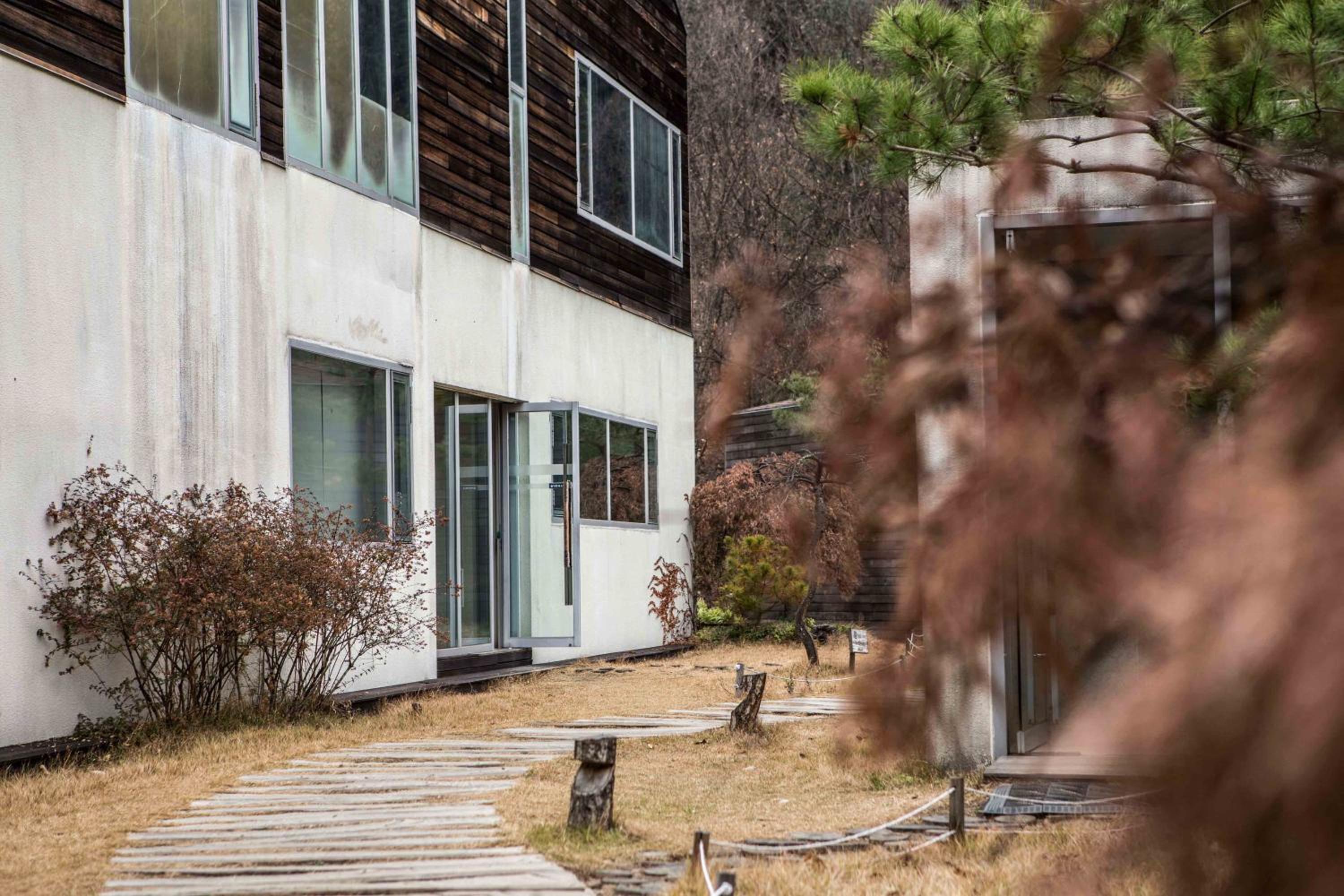 Healience Village