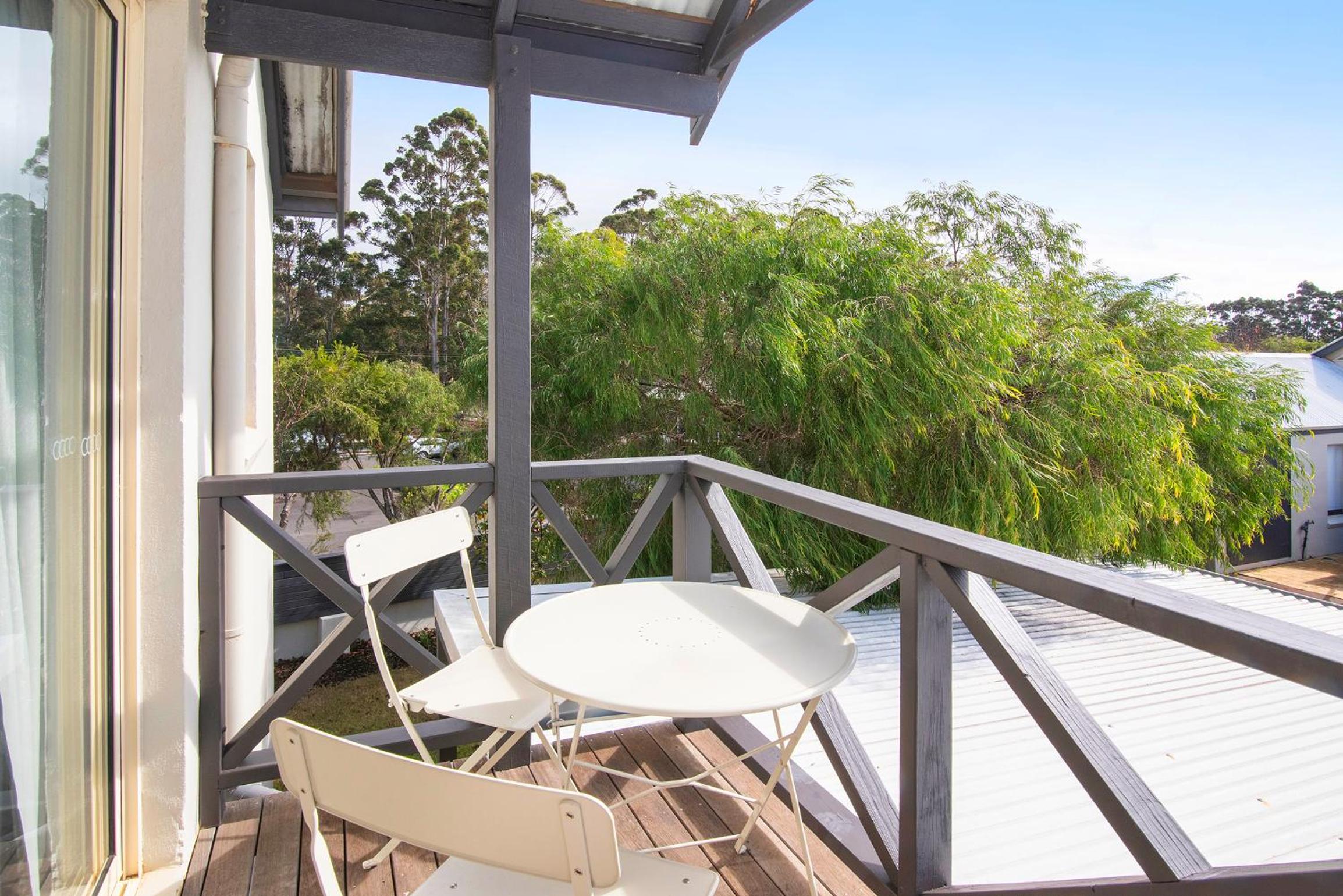 @WinenWaves Margaret River view 5