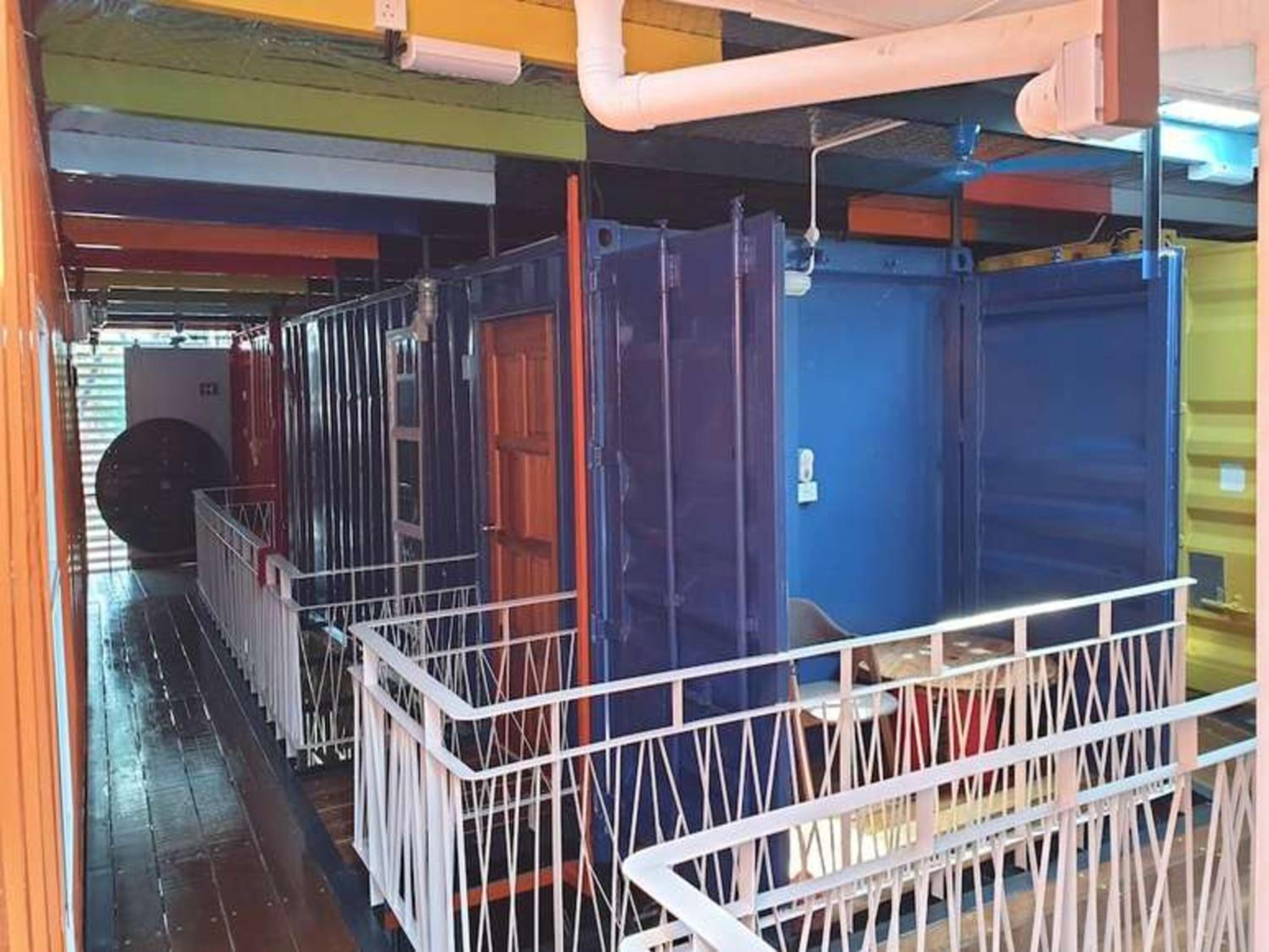 THE BOXS CONTAINER HOMESTAY photo 2