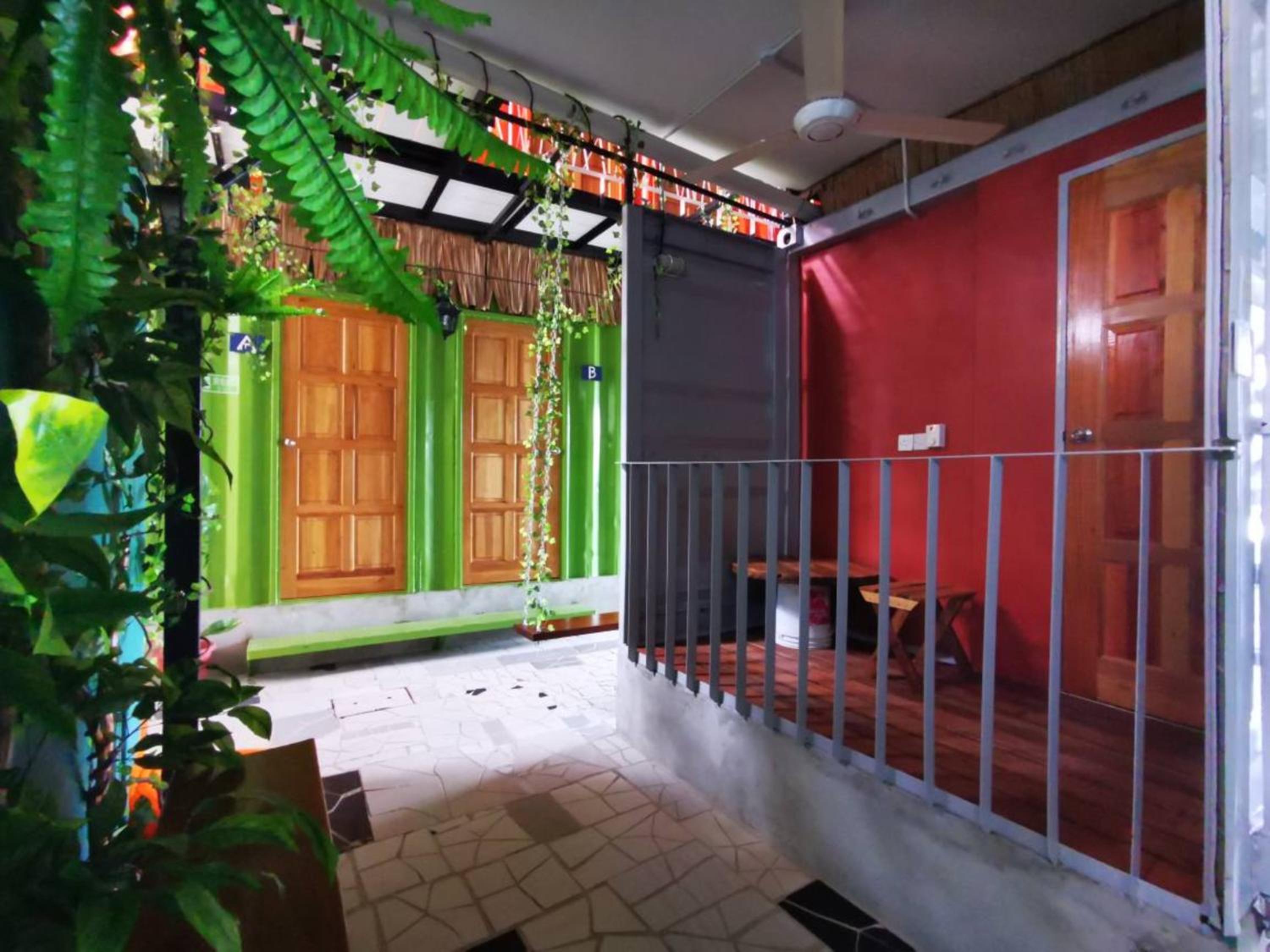 THE BOXS CONTAINER HOMESTAY photo 4