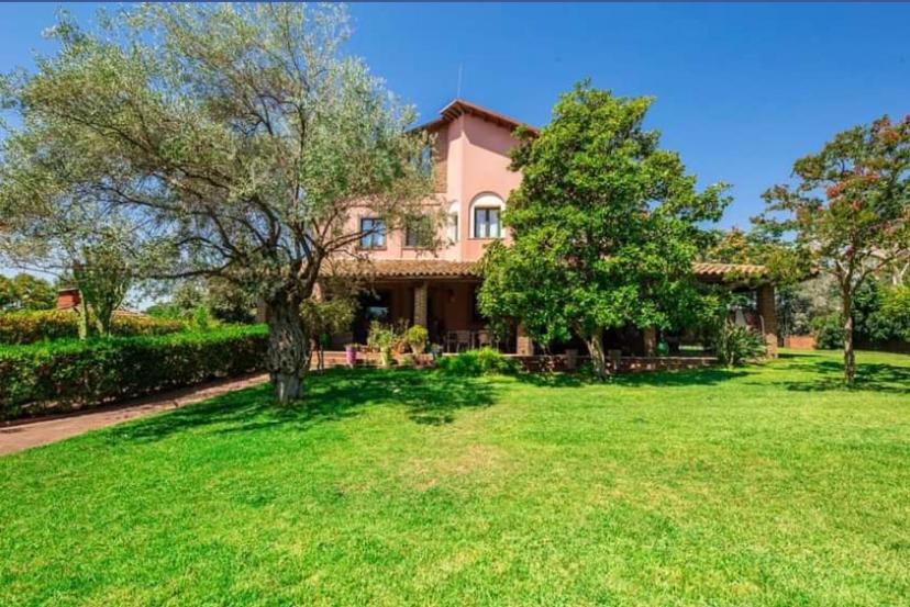 Hotel Ottomood B&B and Apartments - Image 1