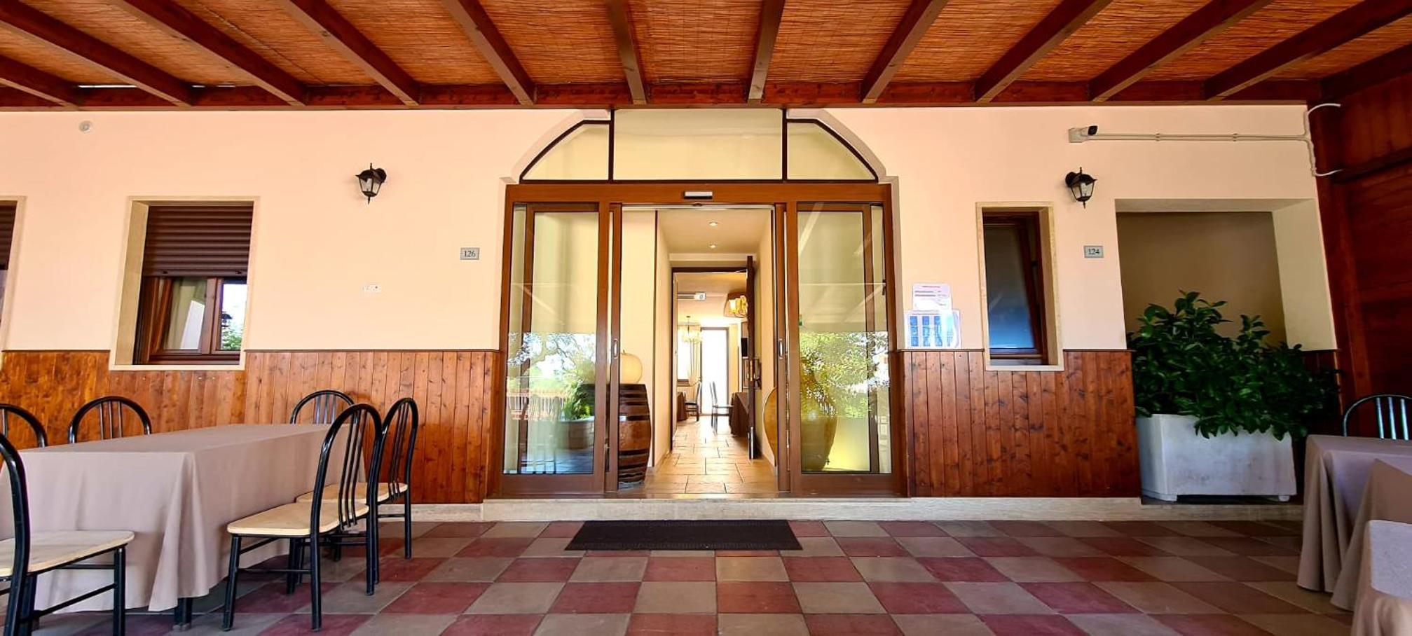 Hotel Bed and Breakfast La Terrazza - Image 1