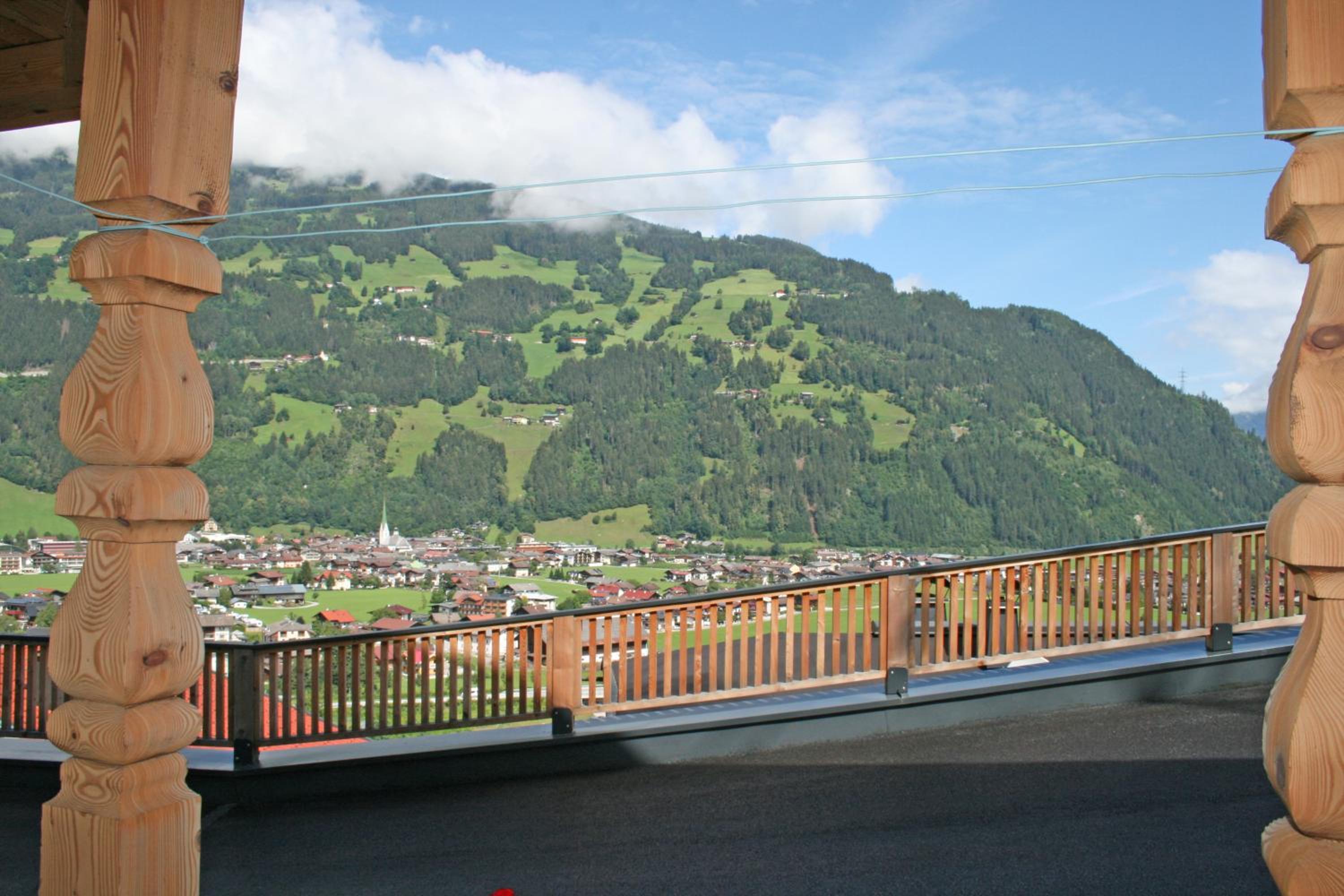 Photo 44
