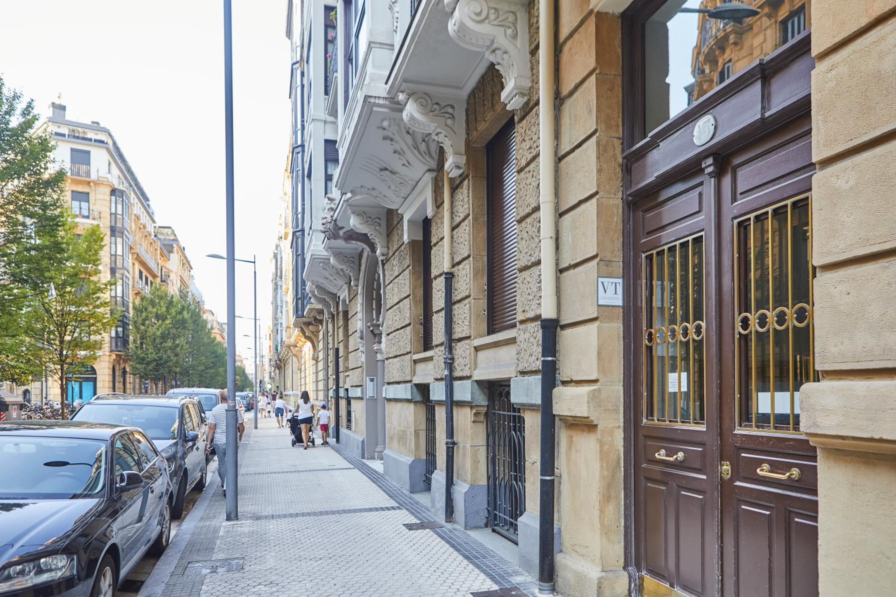 Prim Apartment by Basque Homes