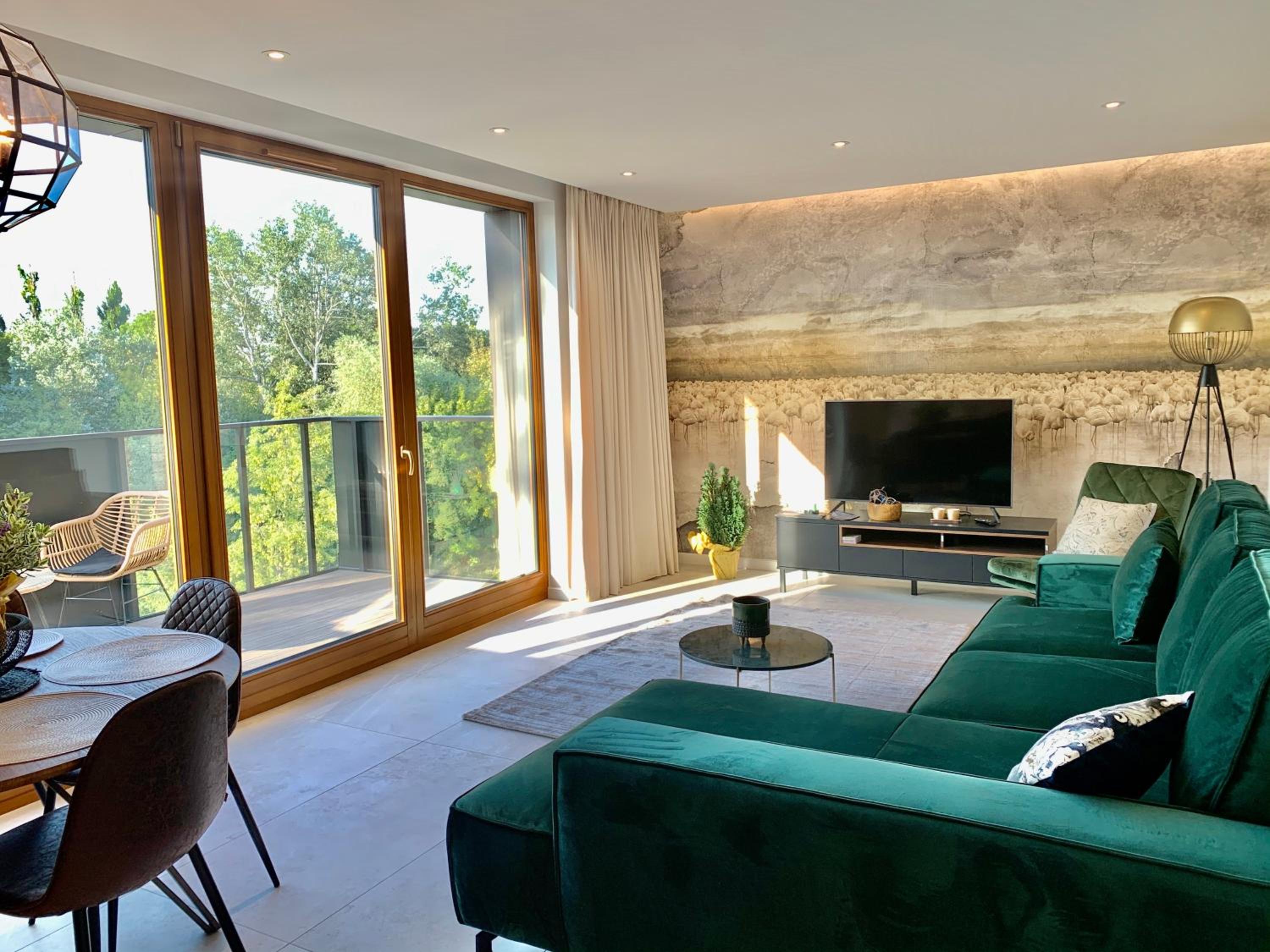 Baltic Riviera Apartments - Garden Sanctuary Retreat view 2
