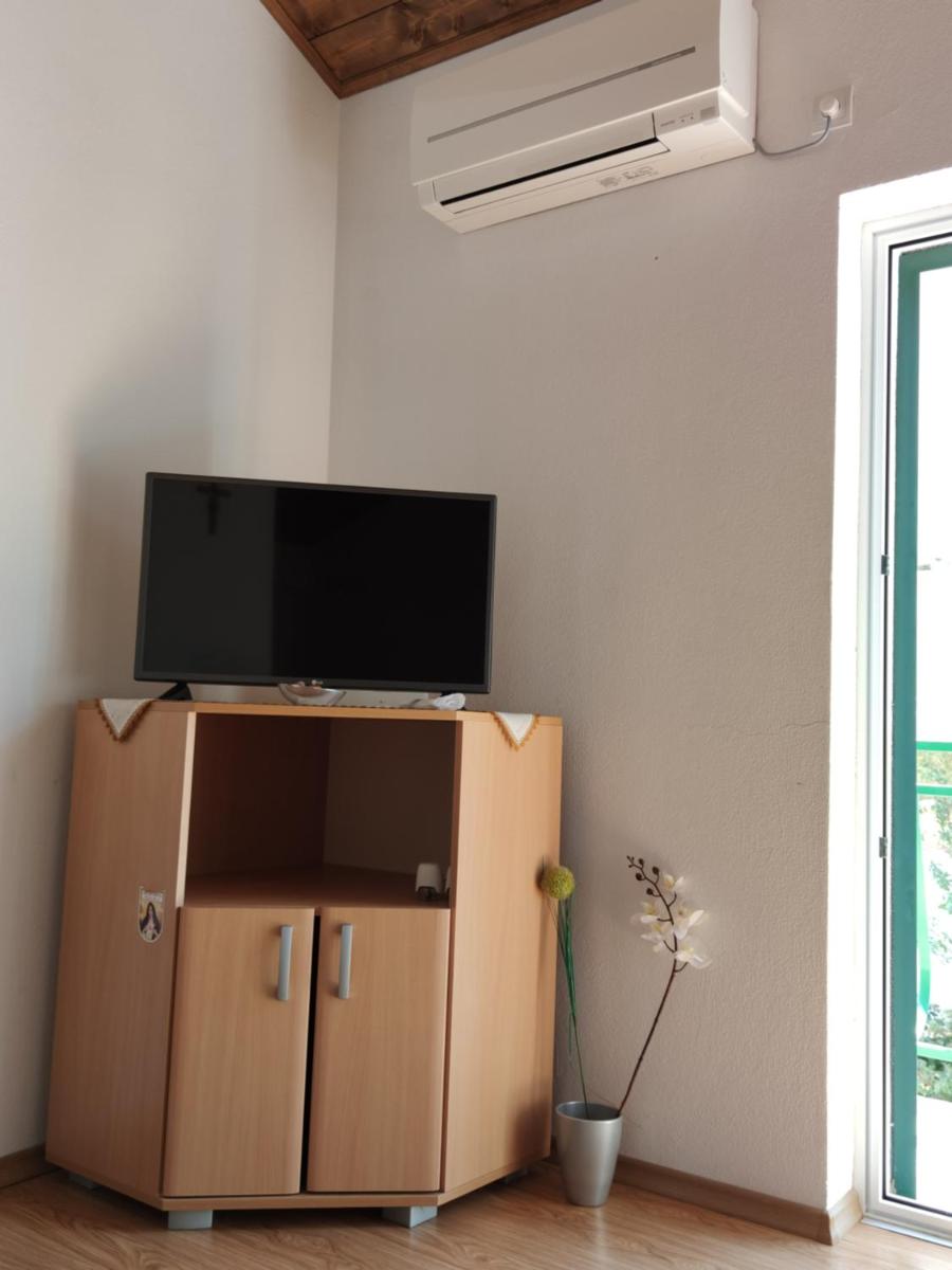 Photo 27