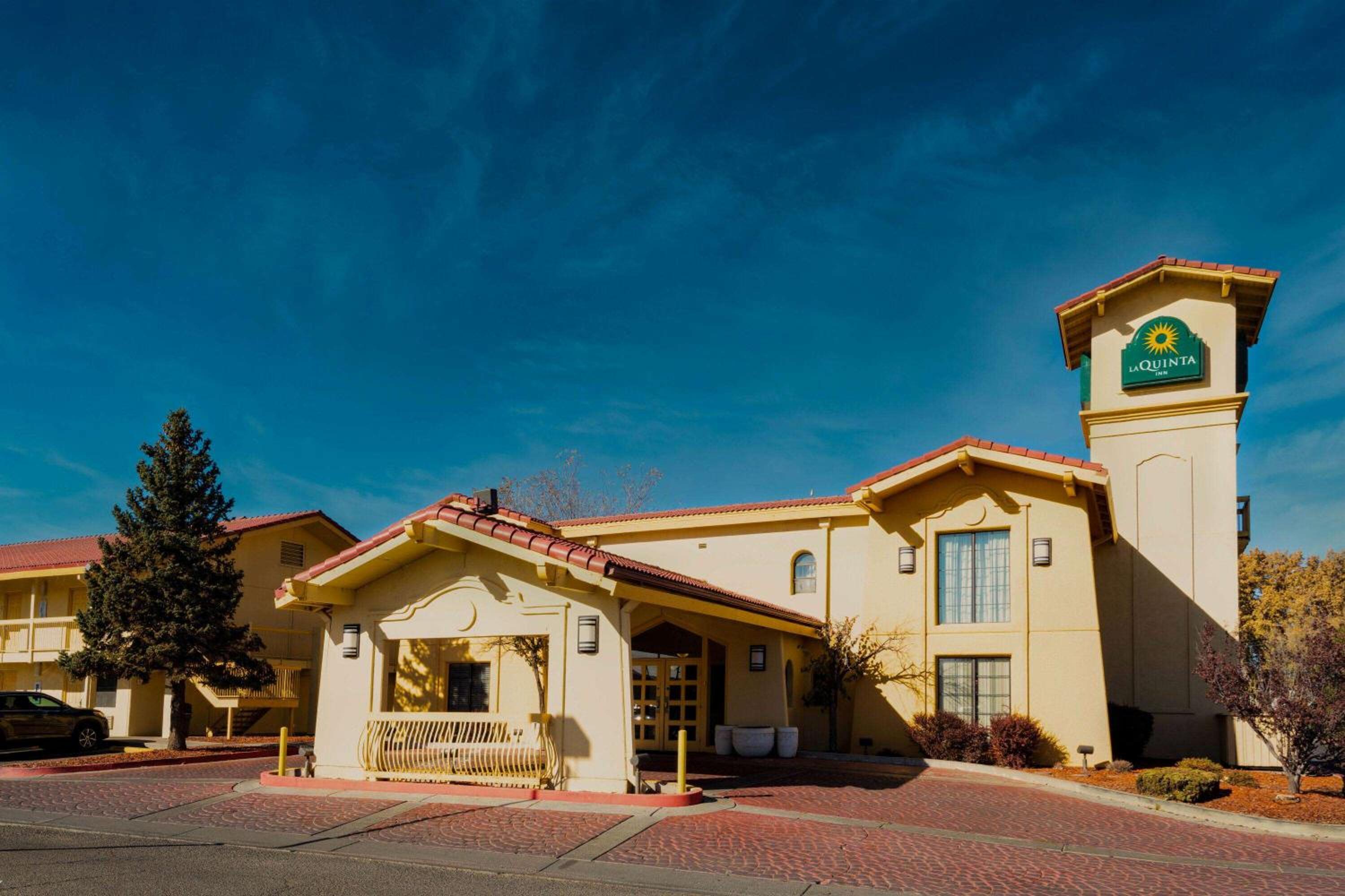 Farmington Vacations - La Quinta Inn by Wyndham Farmington - Property Image 1