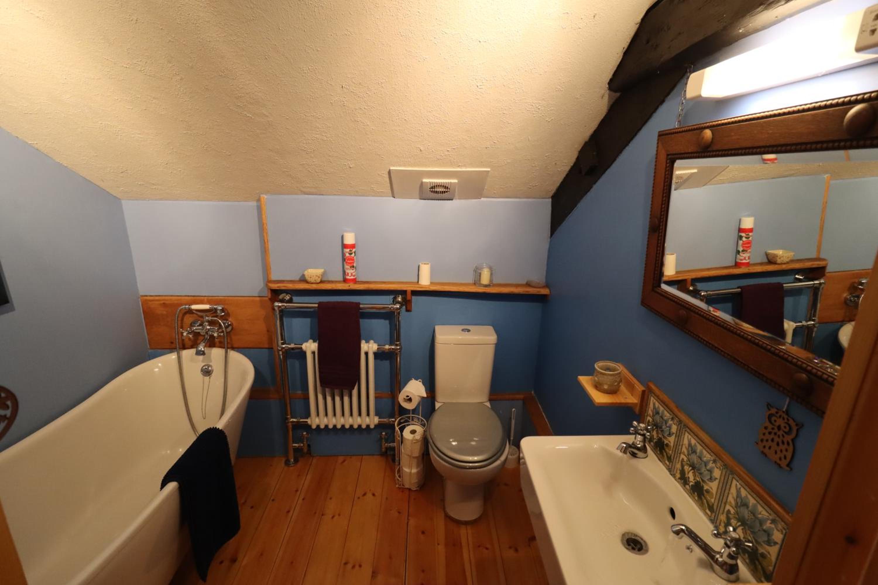 Photo 12