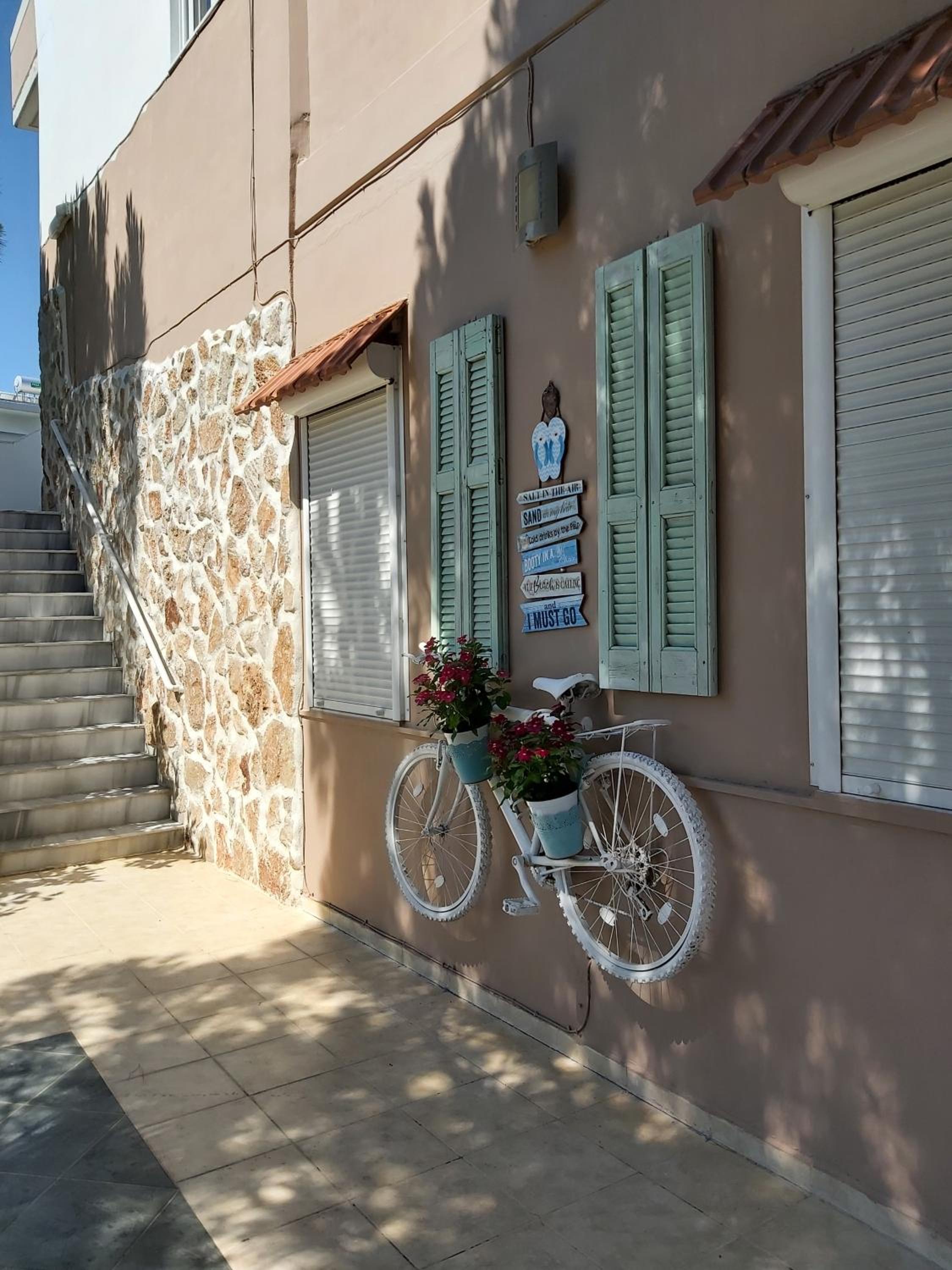 Hotel Bay View - Image 1