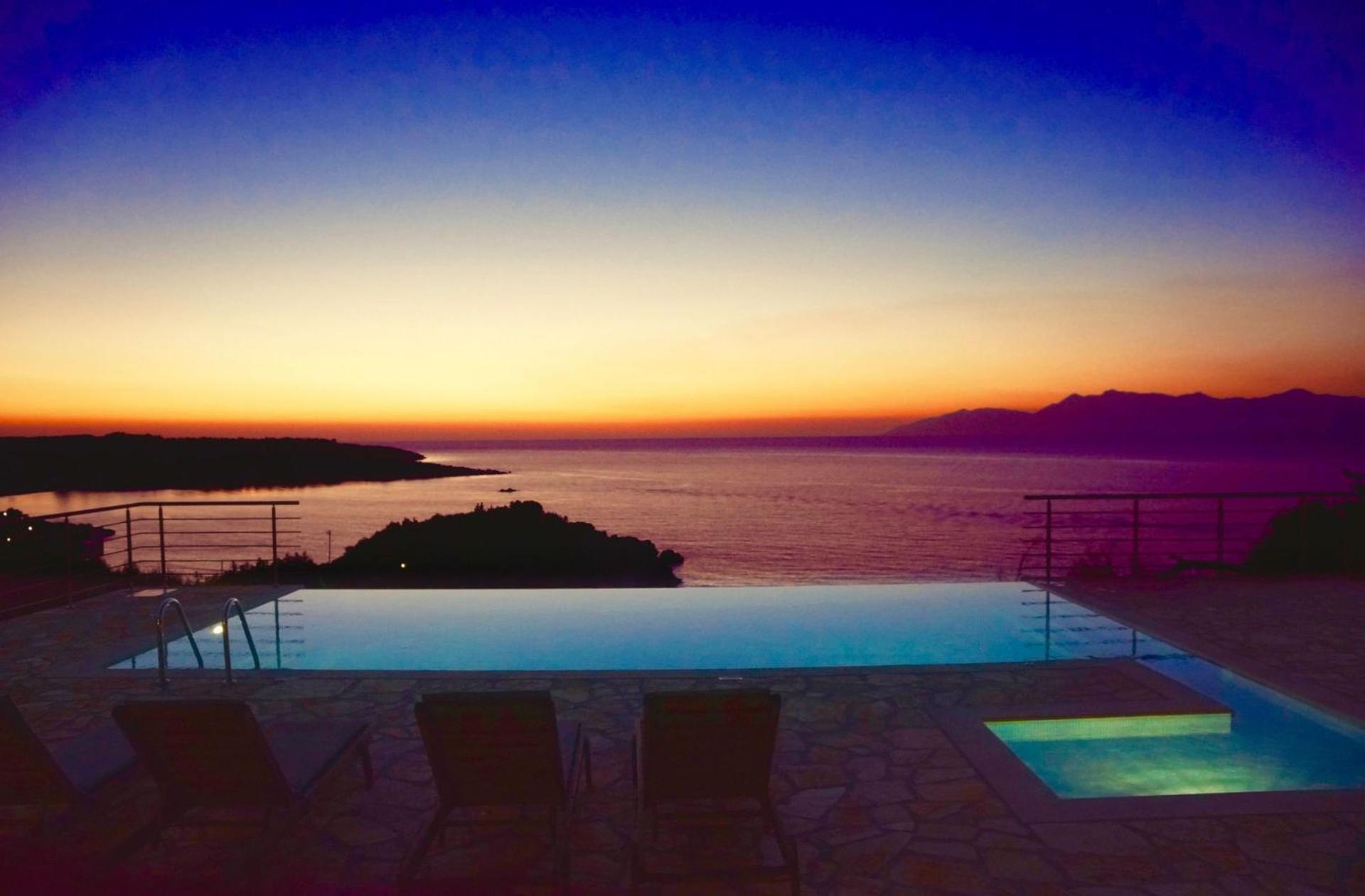 Villa Seasun - Seafront Property with Infinity Pool & Panoramic Coastal Views by Posarelli Villas