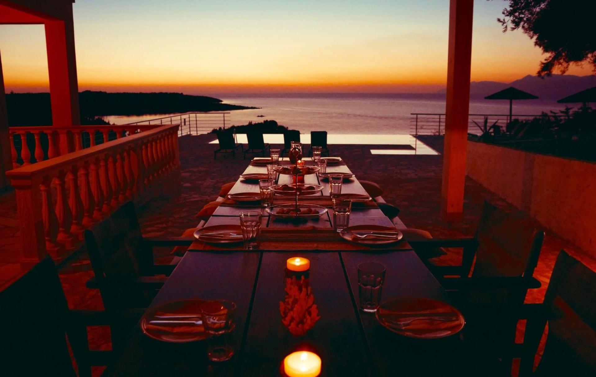 Villa Seasun - Seafront Property with Infinity Pool & Panoramic Coastal Views by Posarelli Villas