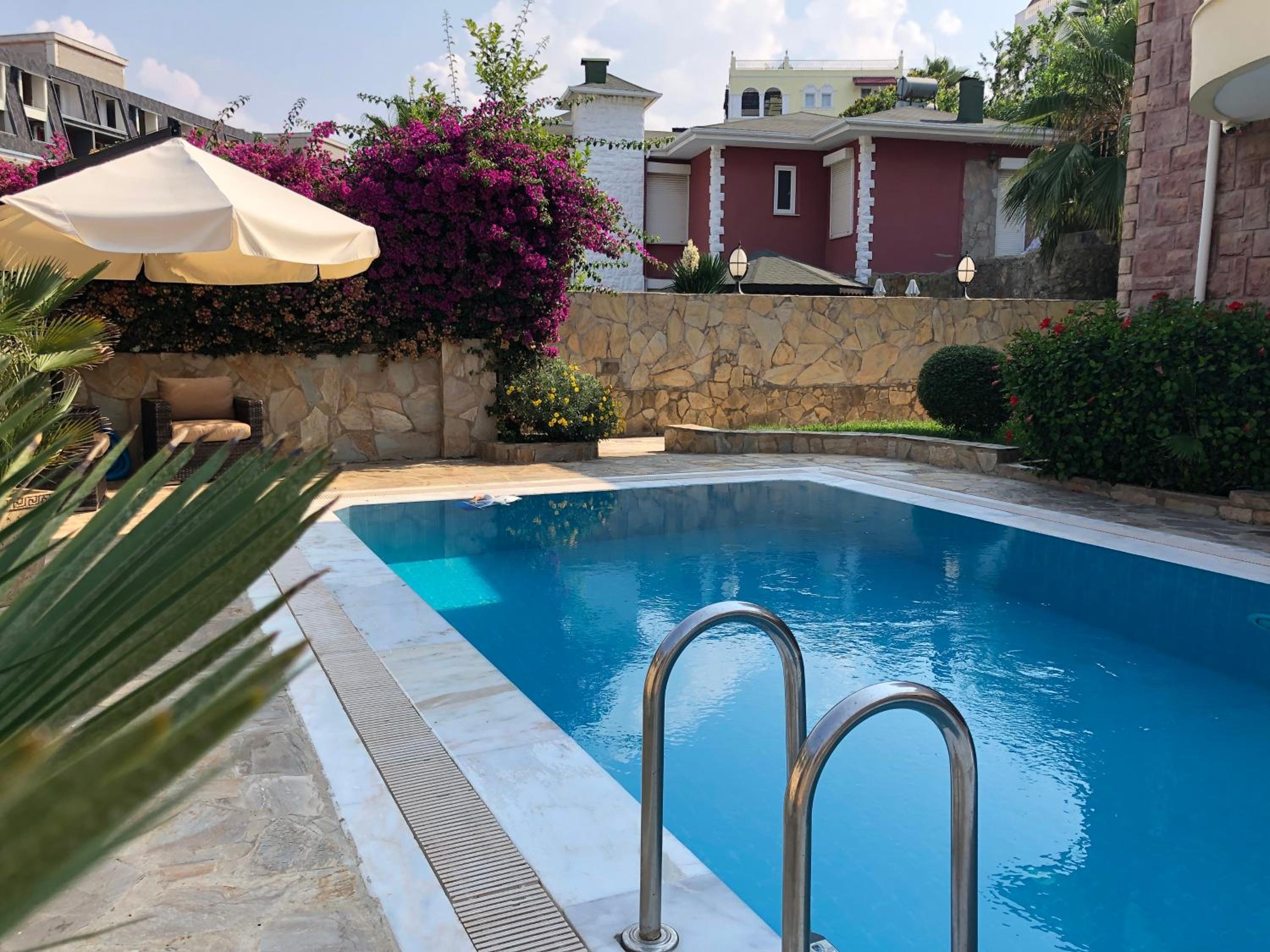 Dreamhome - Image 25