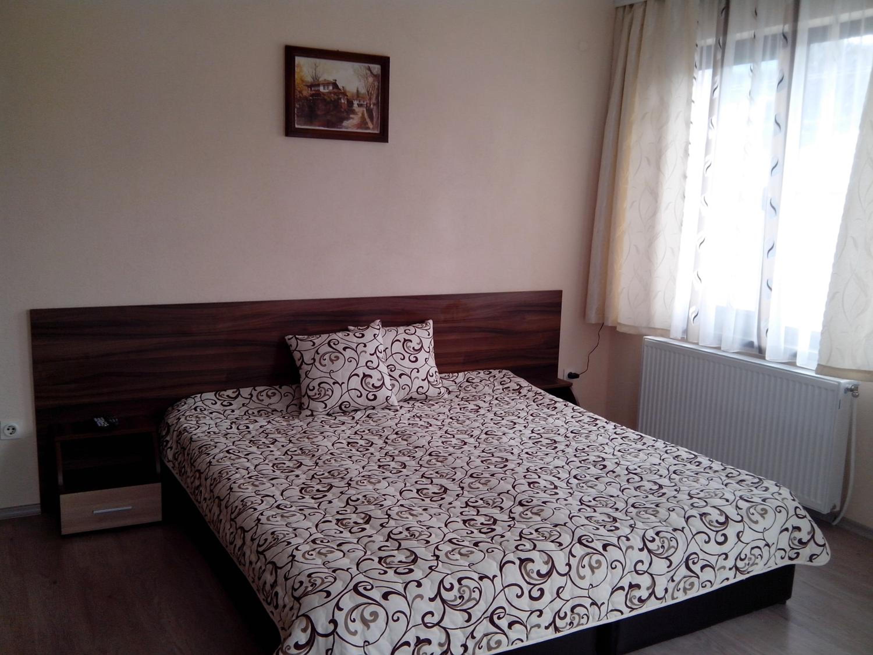 Advel Guest House