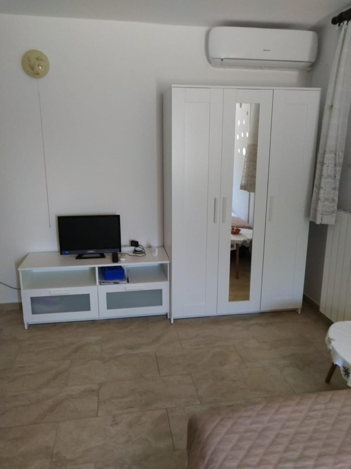 Sea wiev Anita apartment view 3