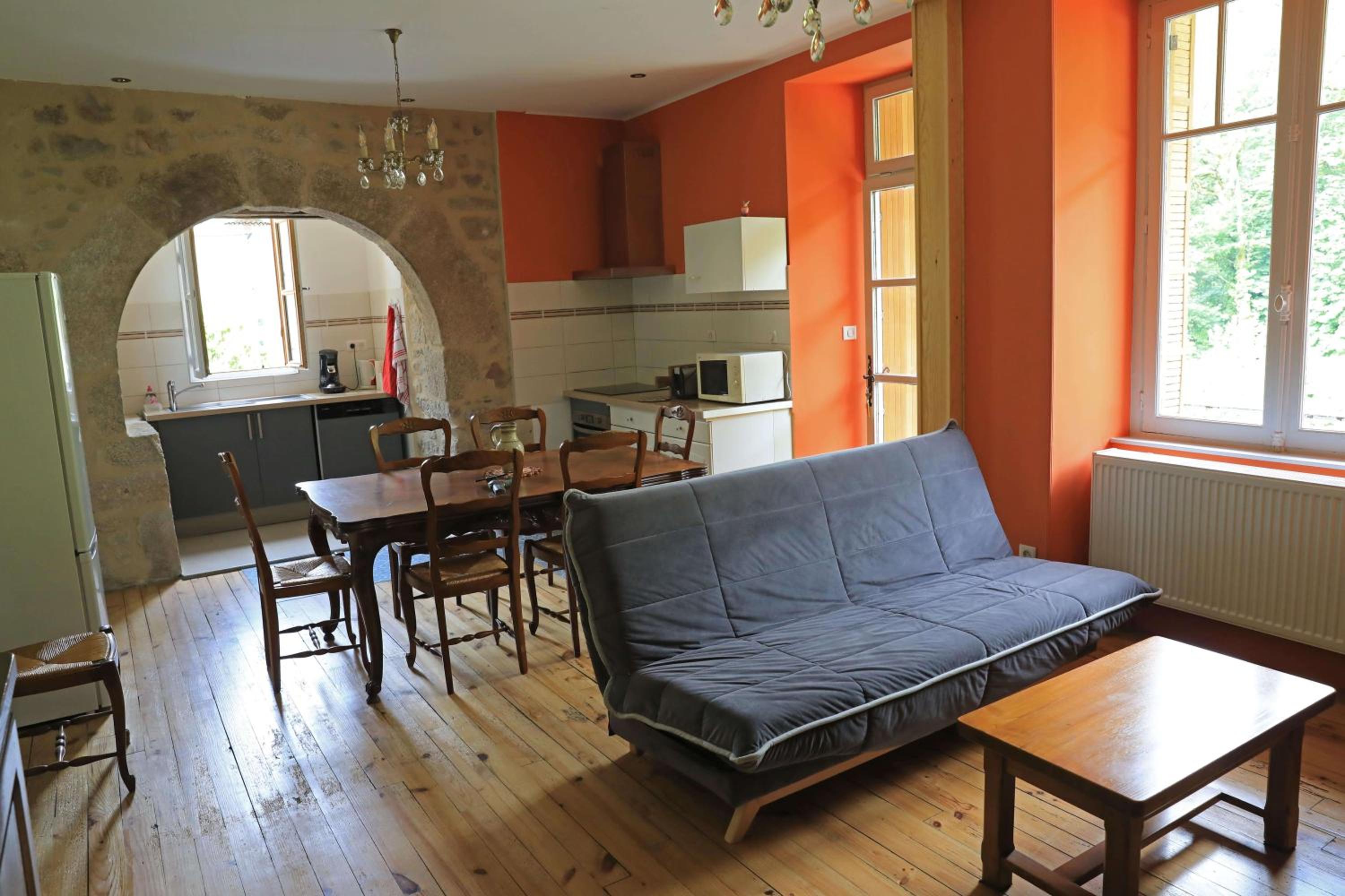 Photo 6