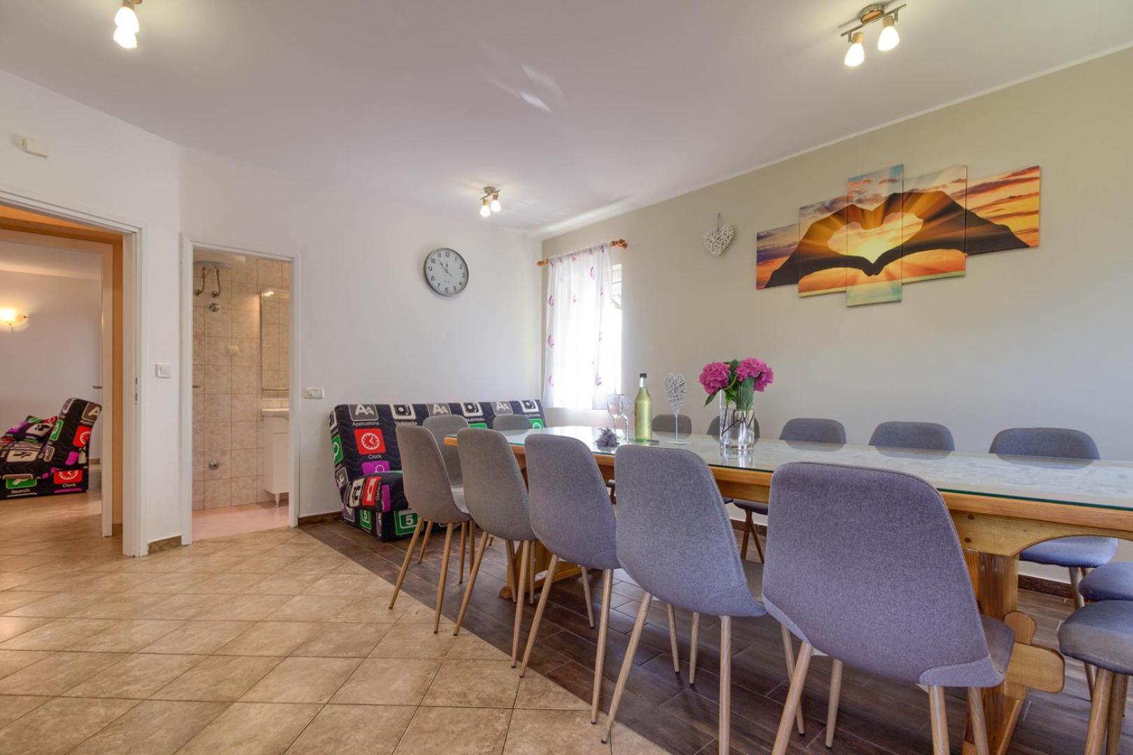Charming villa Petroro with pool, 900m from the beach view 5