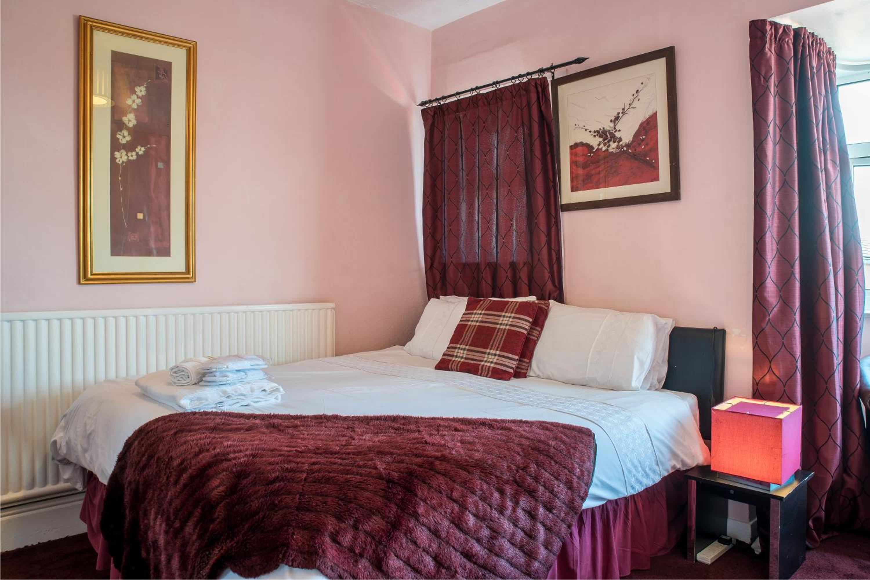 M and J Guest House