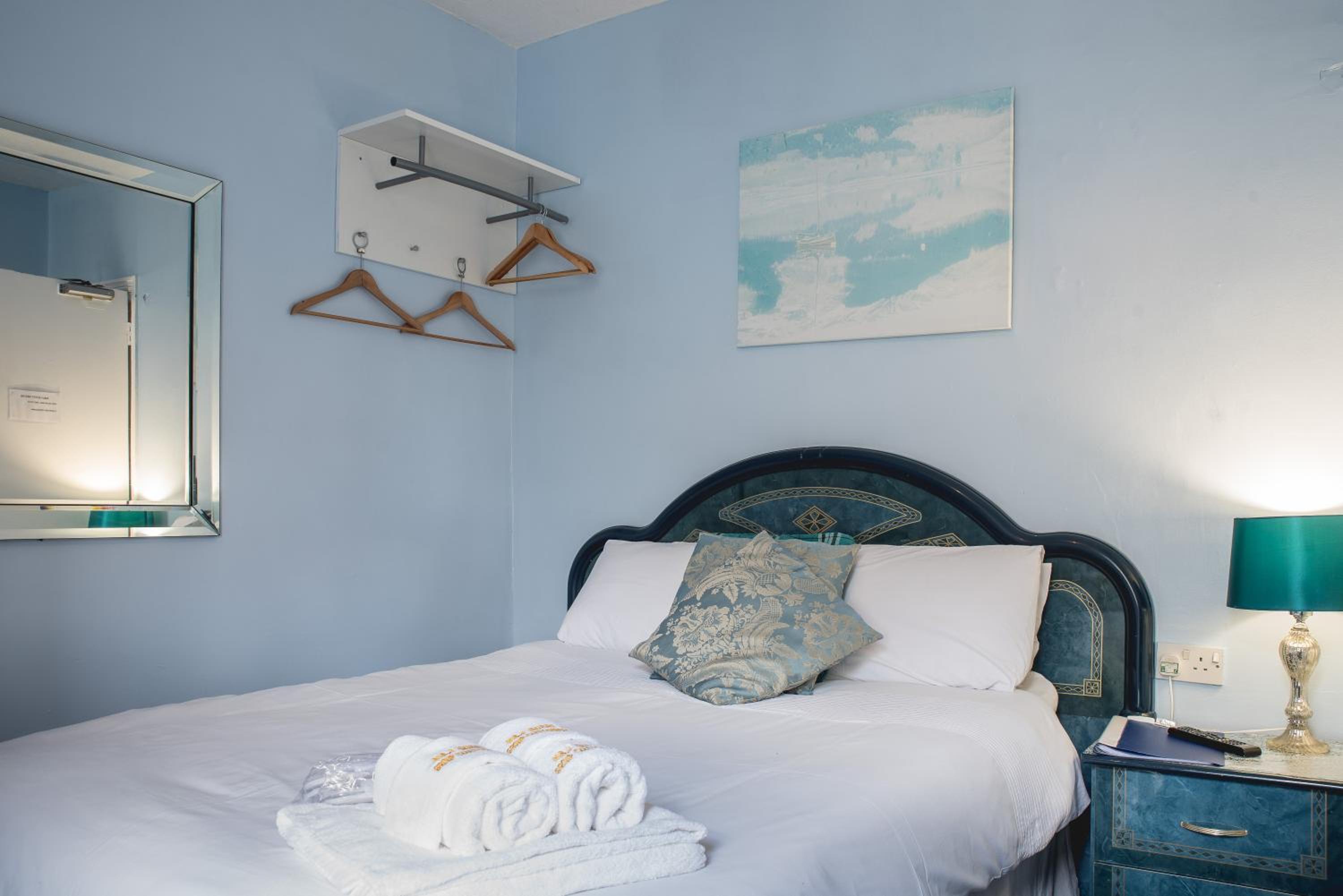 M and J Guest House