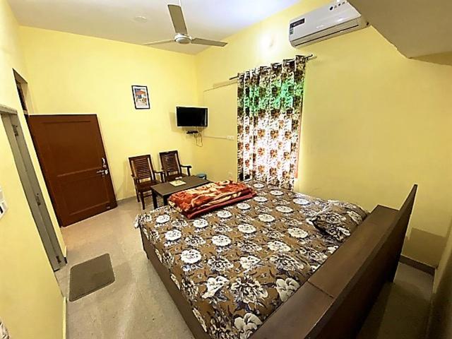 TOURIST LODGE view 5