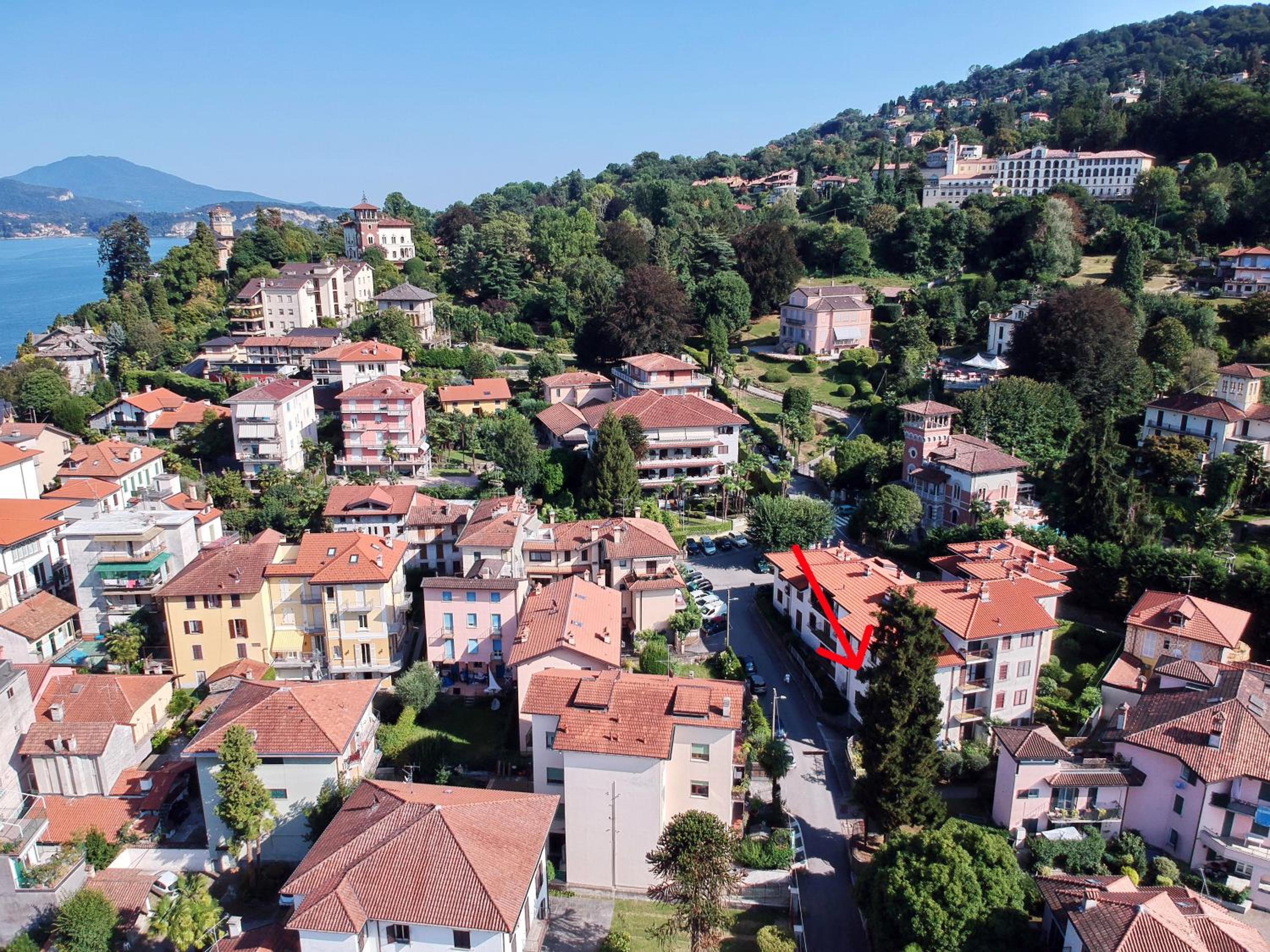 LovingStresa 2 brand new apartment view 4