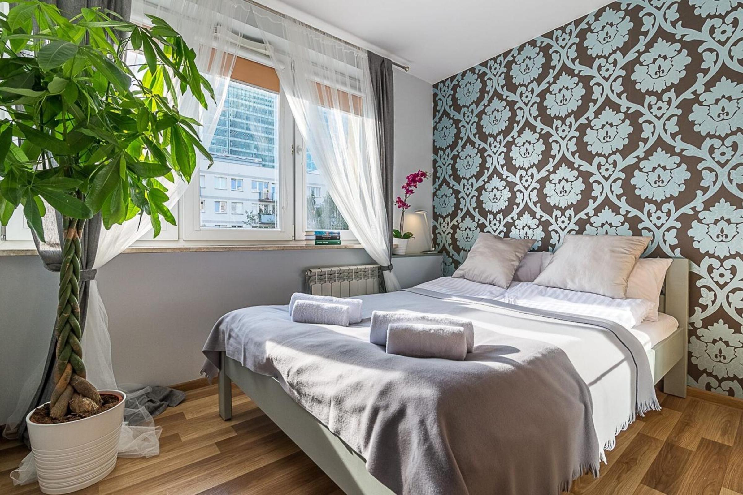 Panska 3 - Apartment with Balcony by Noclegi Renters view 3