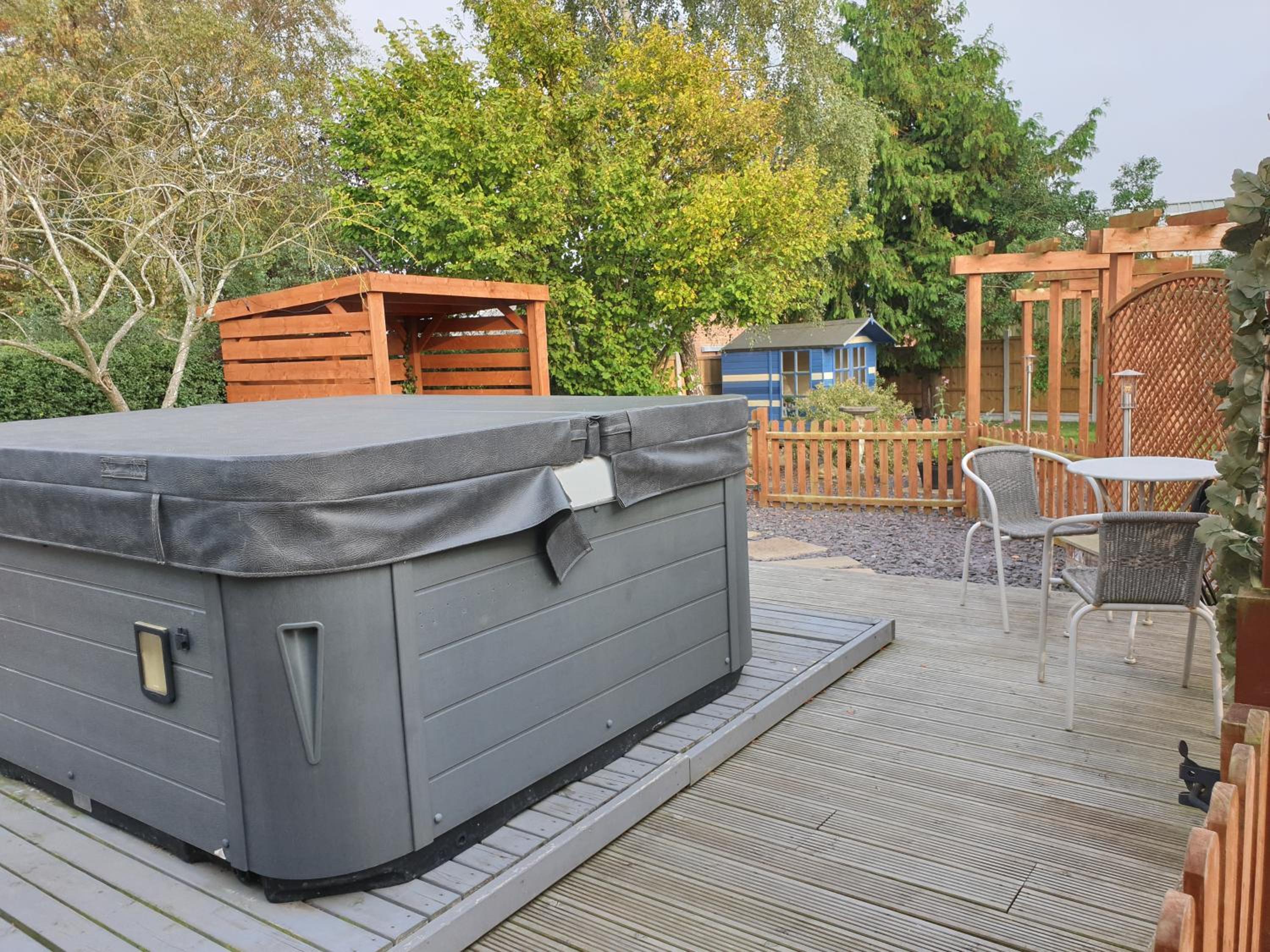 Hotel Ruth's Rest with Own Hot Tub - Image 1