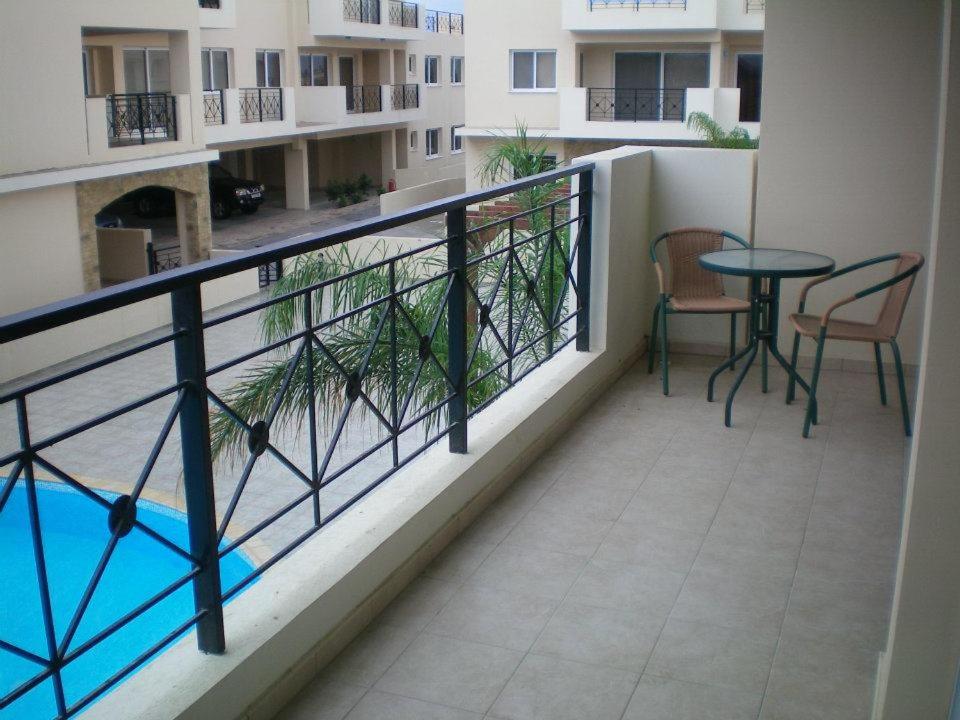 103 ELEGANT 2 bed apartment with free Wifi, AC, pool & gym! view 2