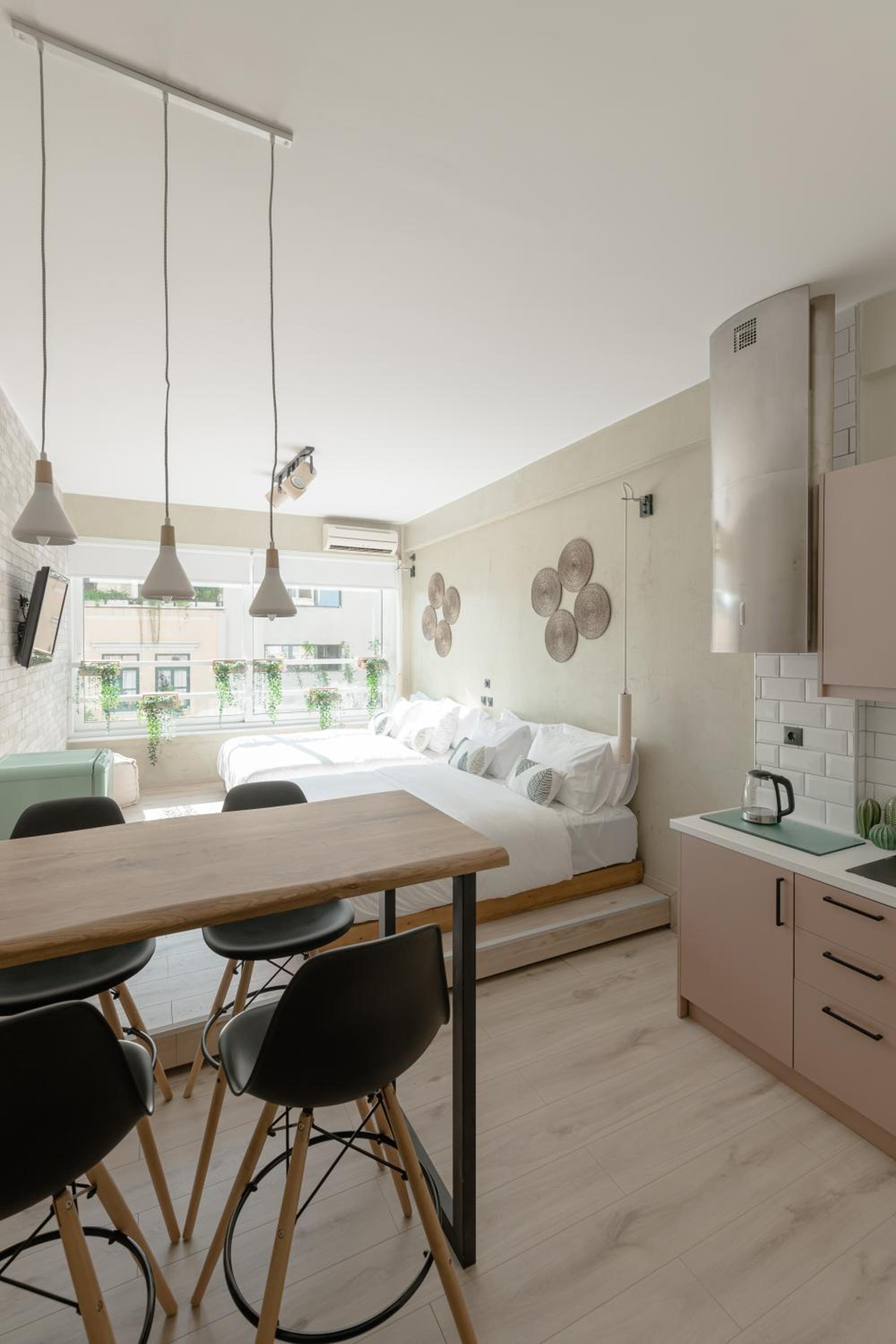 Eunoia Suite - Monastiraki Square View