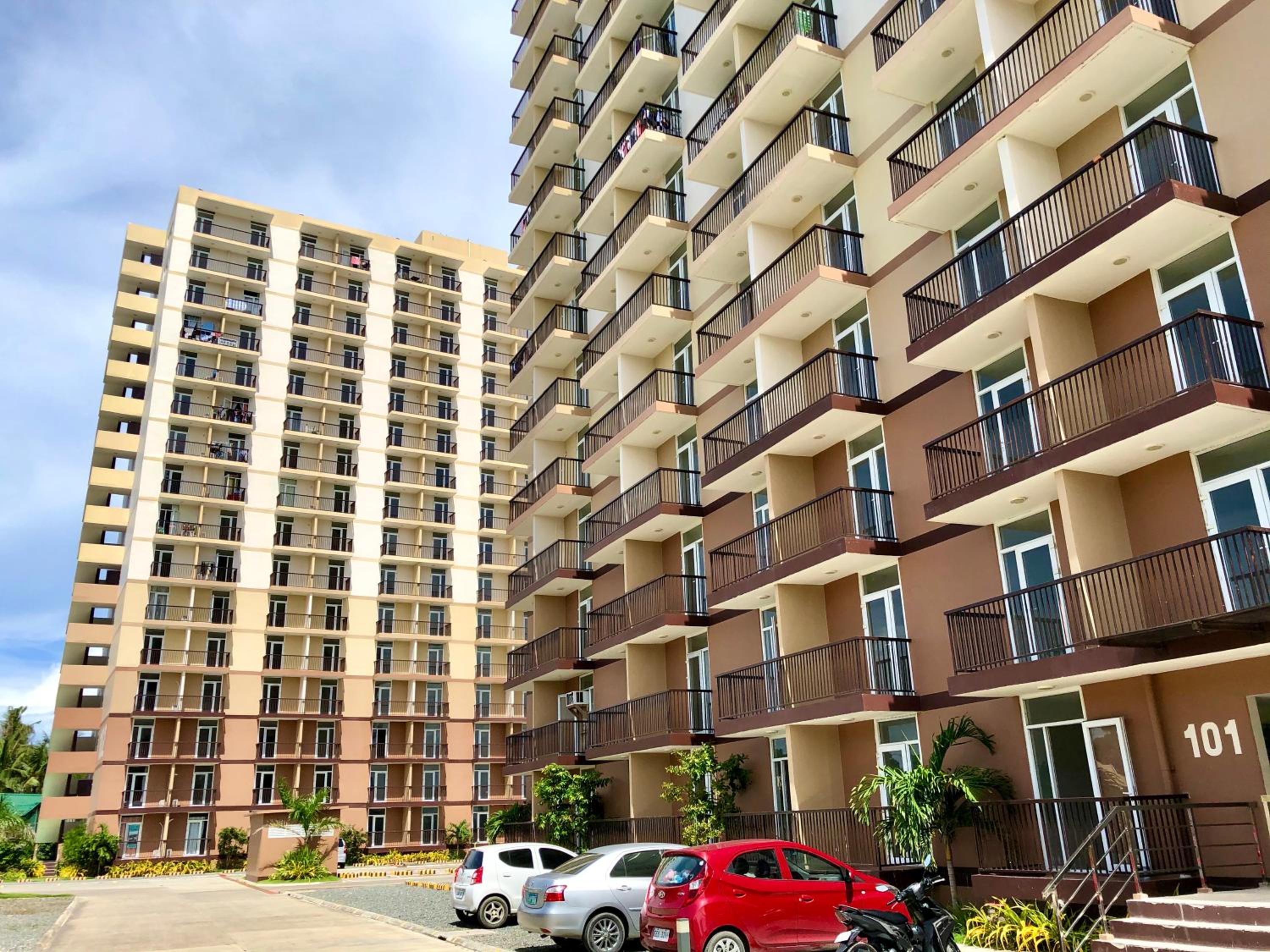 Condo w/ Balcony Near Mactan International Airport, Mactan - 15