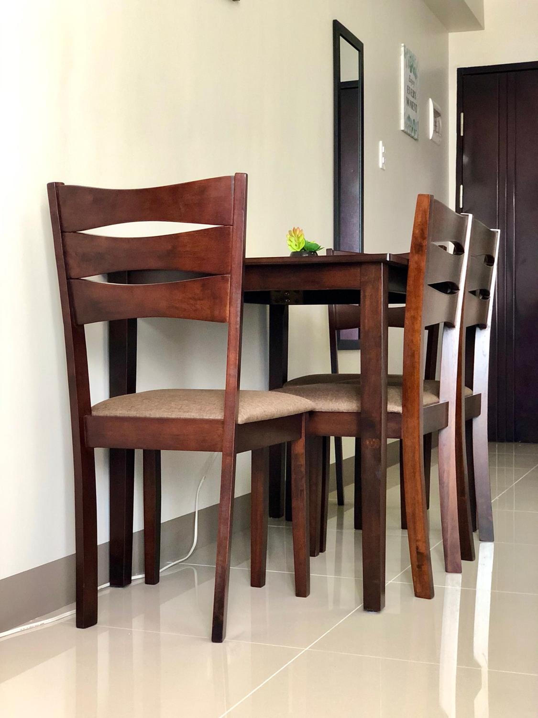 Condo w/ Balcony Near Mactan International Airport, Mactan - 23