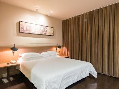 Jinjiang Inn Nanjing Road Pedestrian streetEast Asia Hotel