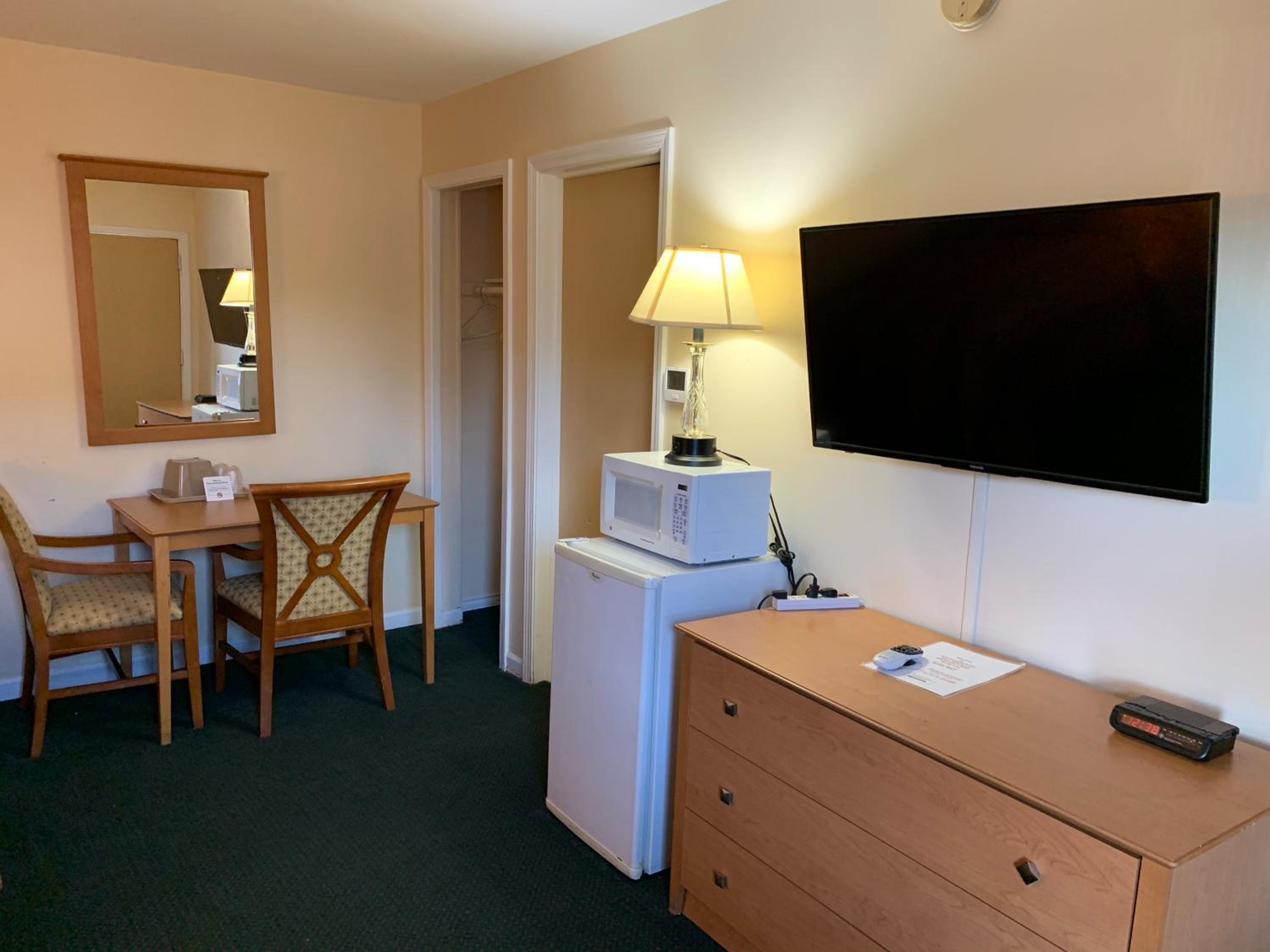 New Relax Inn Bridgeview