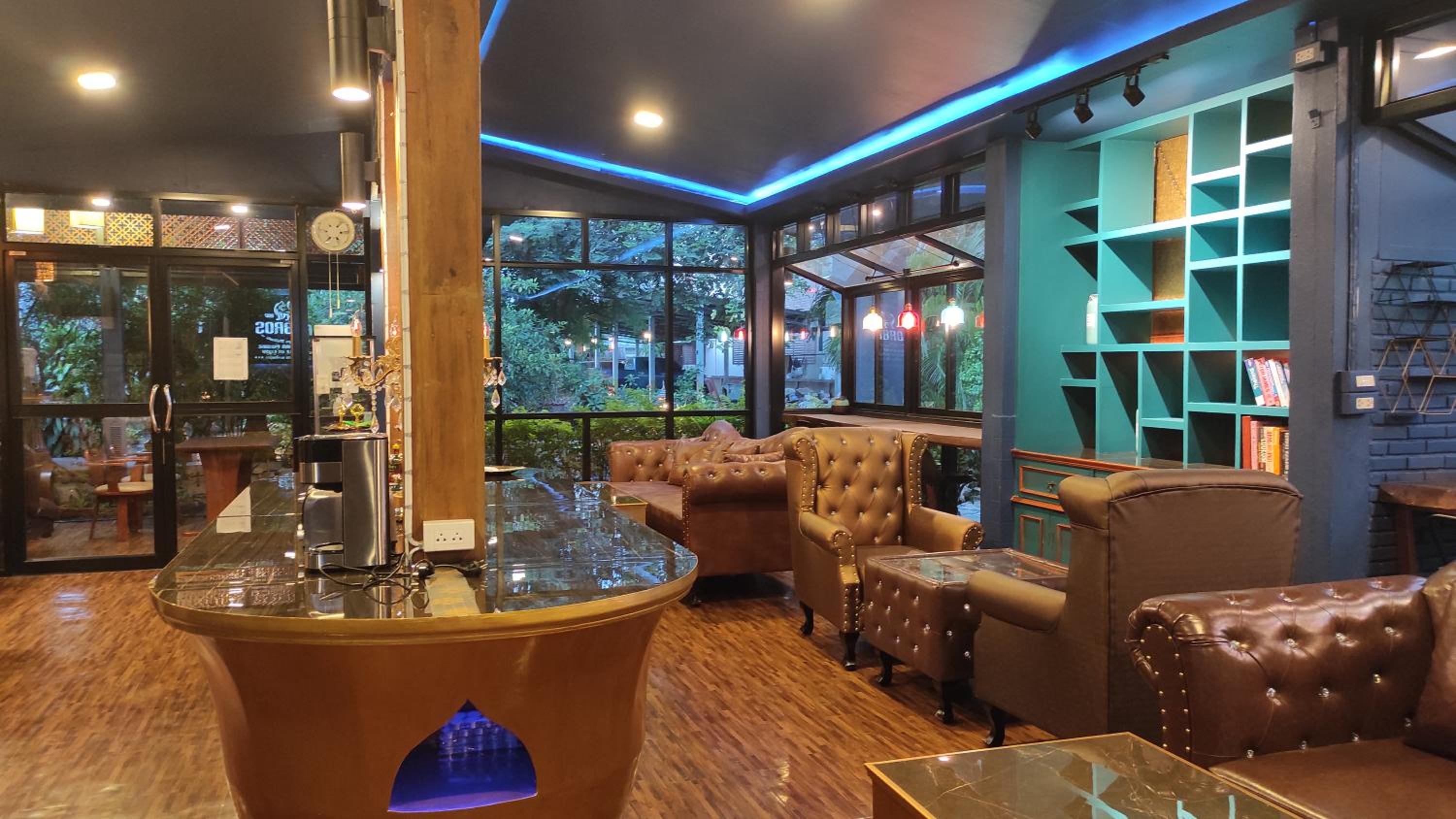 lounge