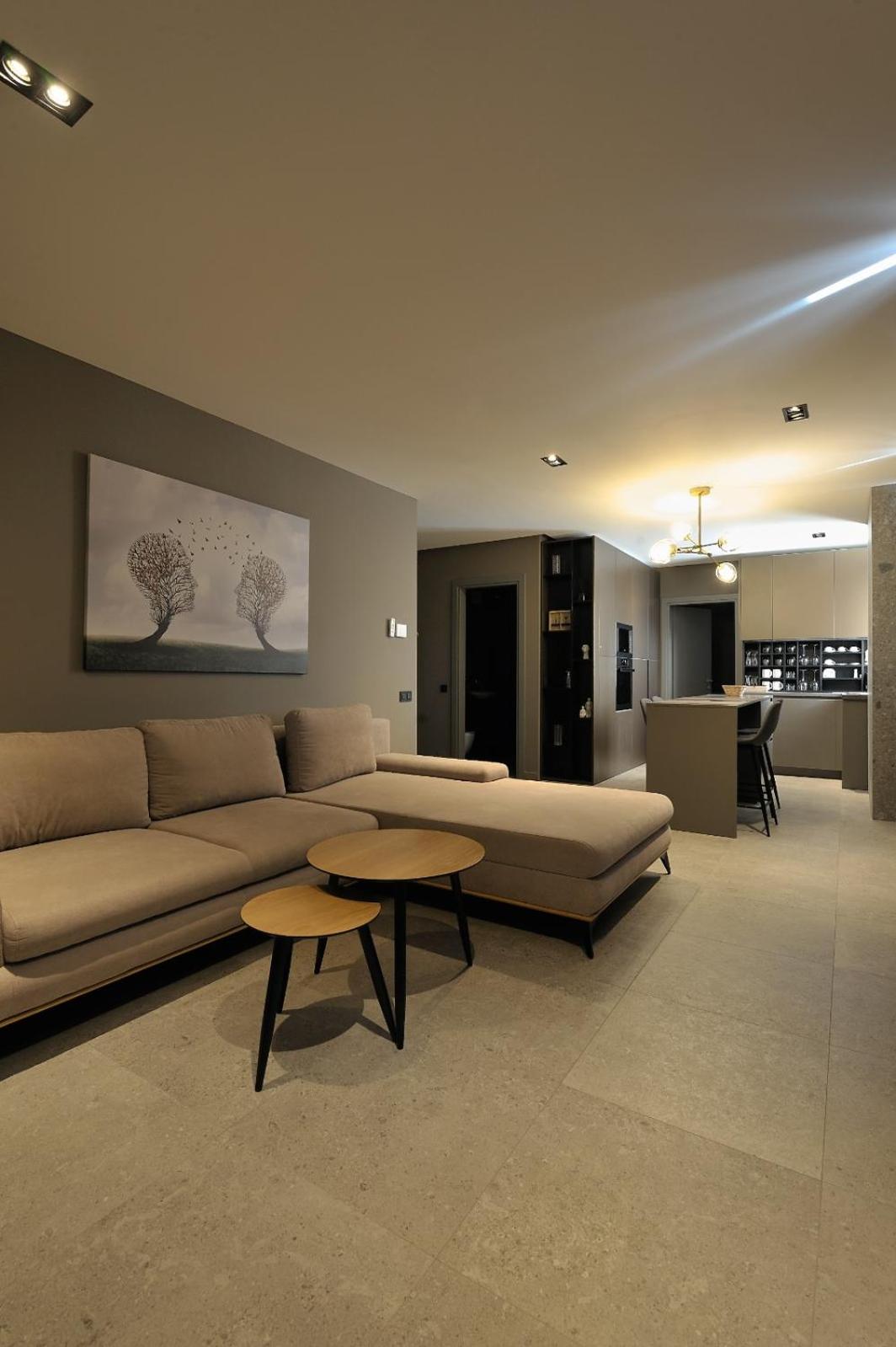Sofia Apartments - Image 5