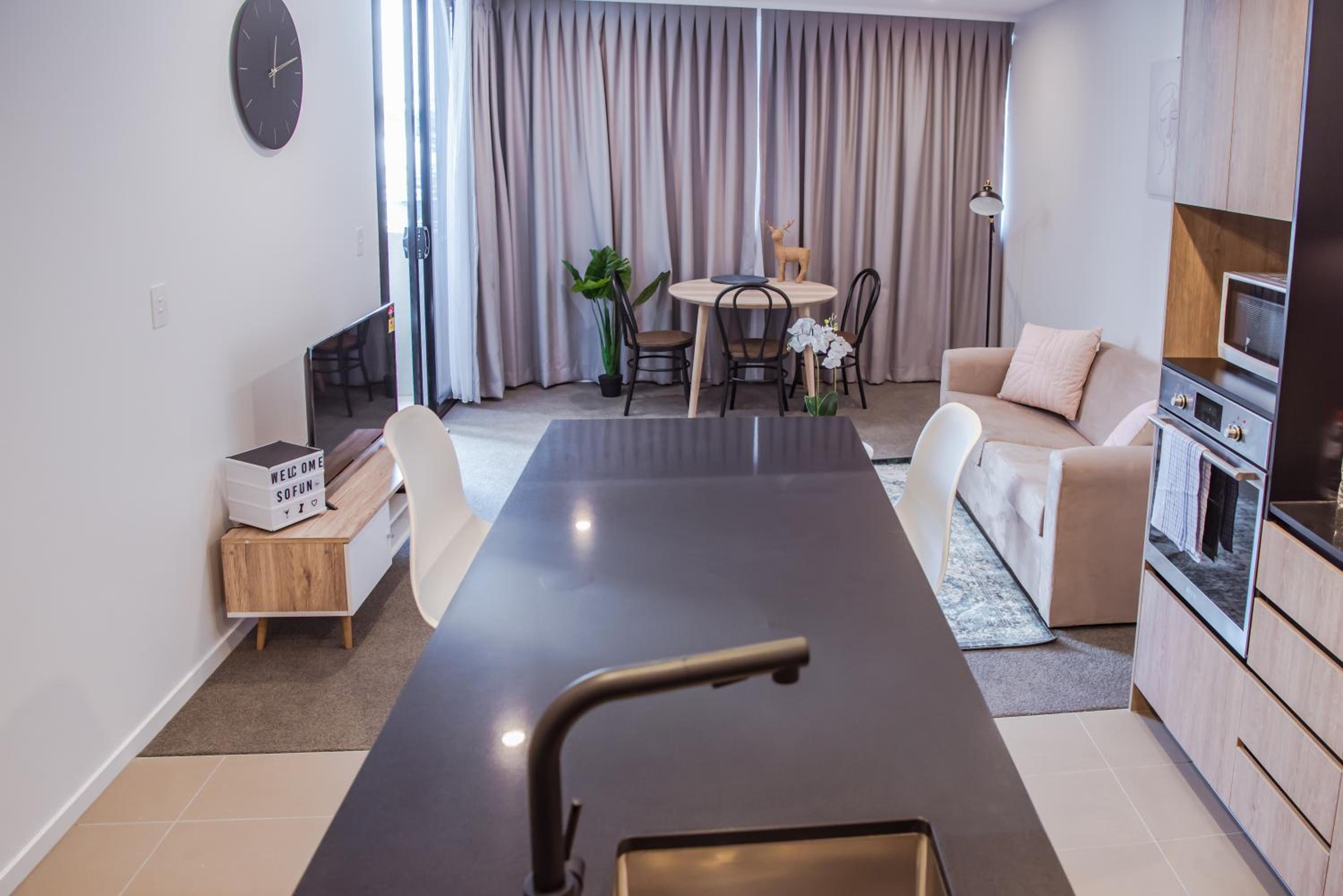 AirTrip Apartments at Woolloongabba