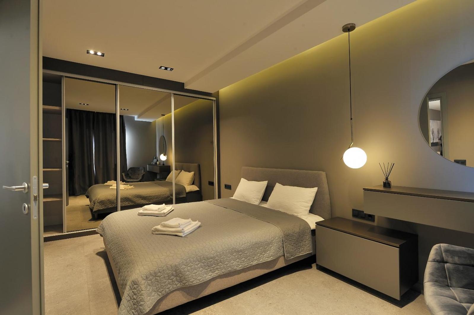 Sofia Apartments - Image 4