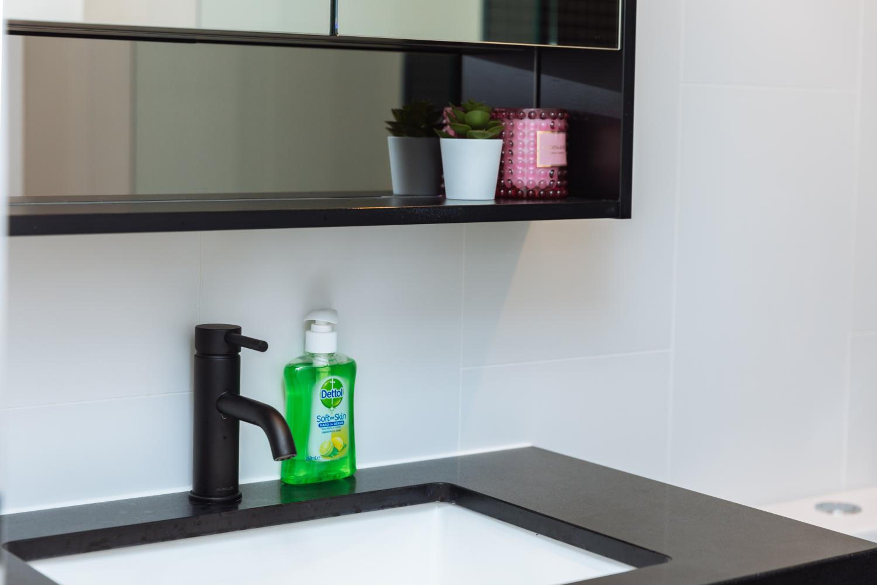 AirTrip Apartments at Woolloongabba