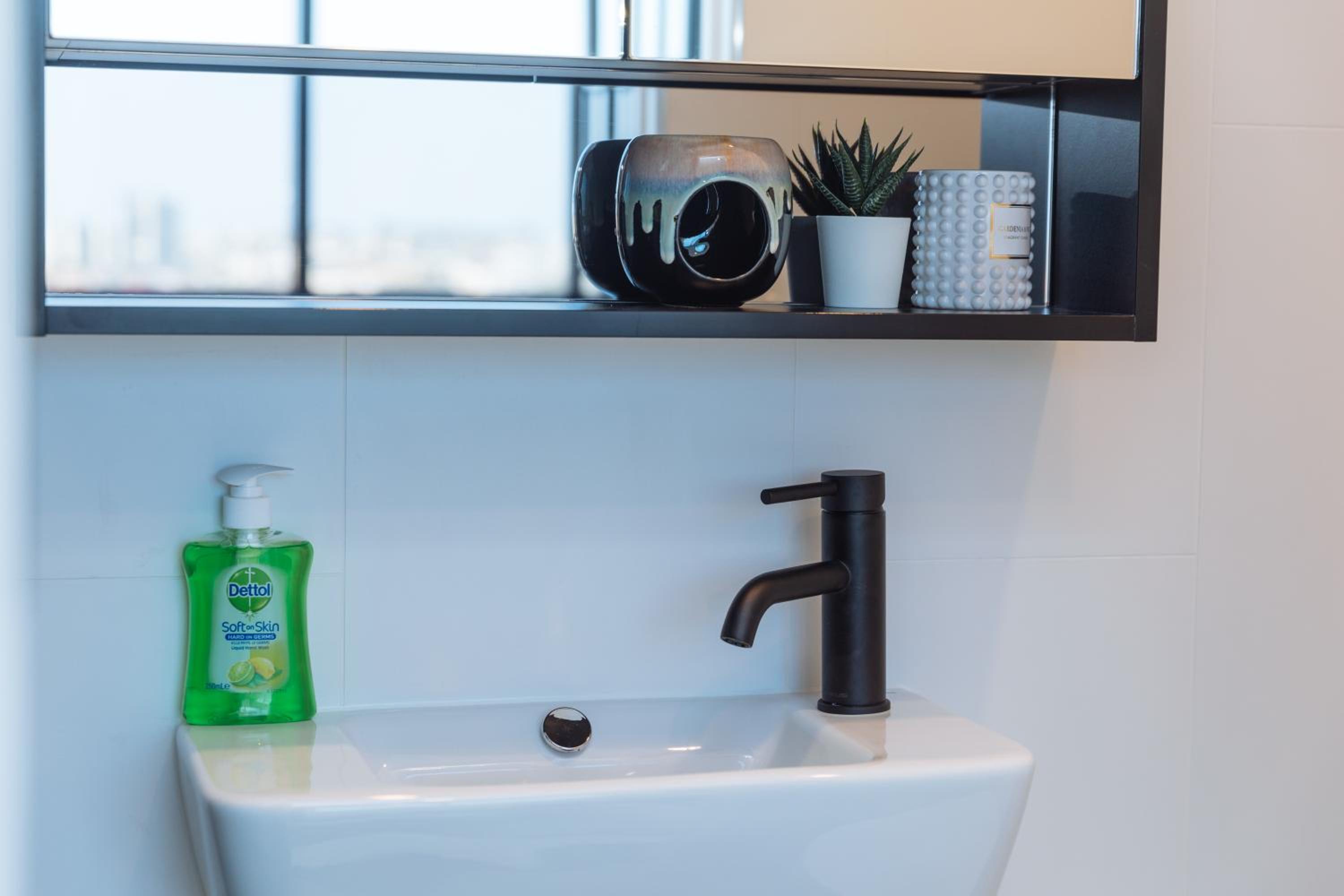 AirTrip Apartments at Woolloongabba